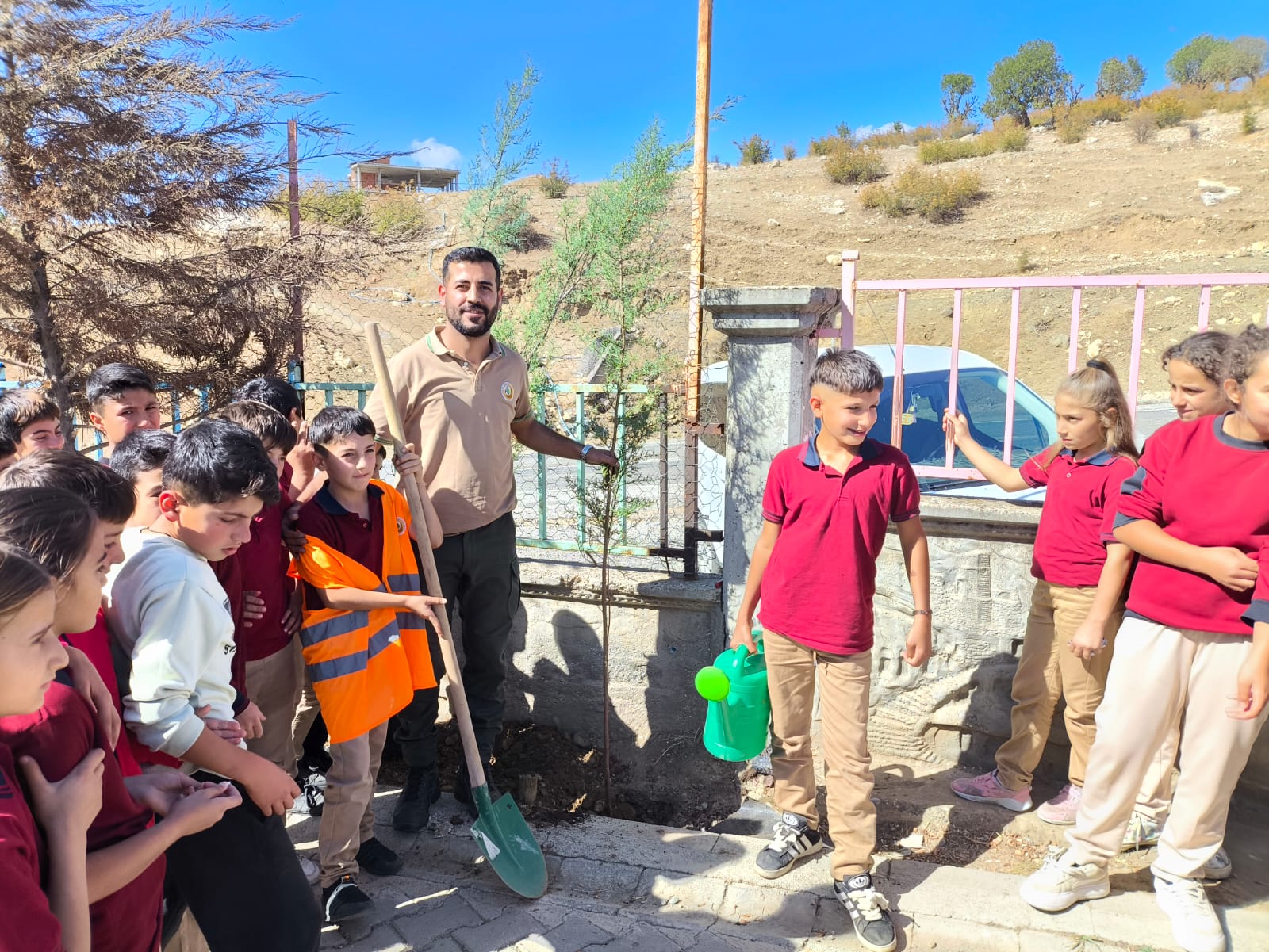 Batman’da 2025 Boyunca Yoğun Fidan Dikim Seferberliği