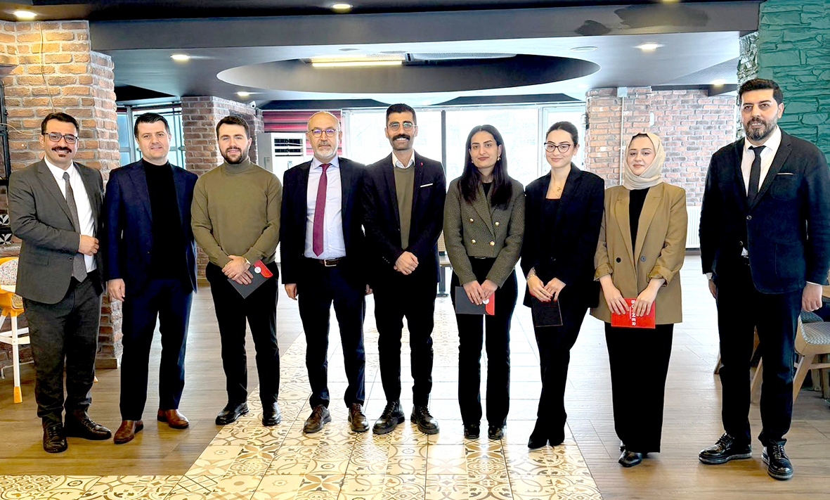 Batman Barosu, Türkiye Şampiyonu Avukat Stajyerleriyle bir araya geldi