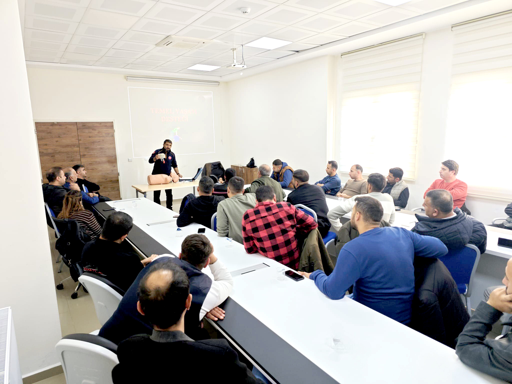 Sağlık çalışanlarına ‘Biyosidal Ürün Uygulayıcı Eğitimi’