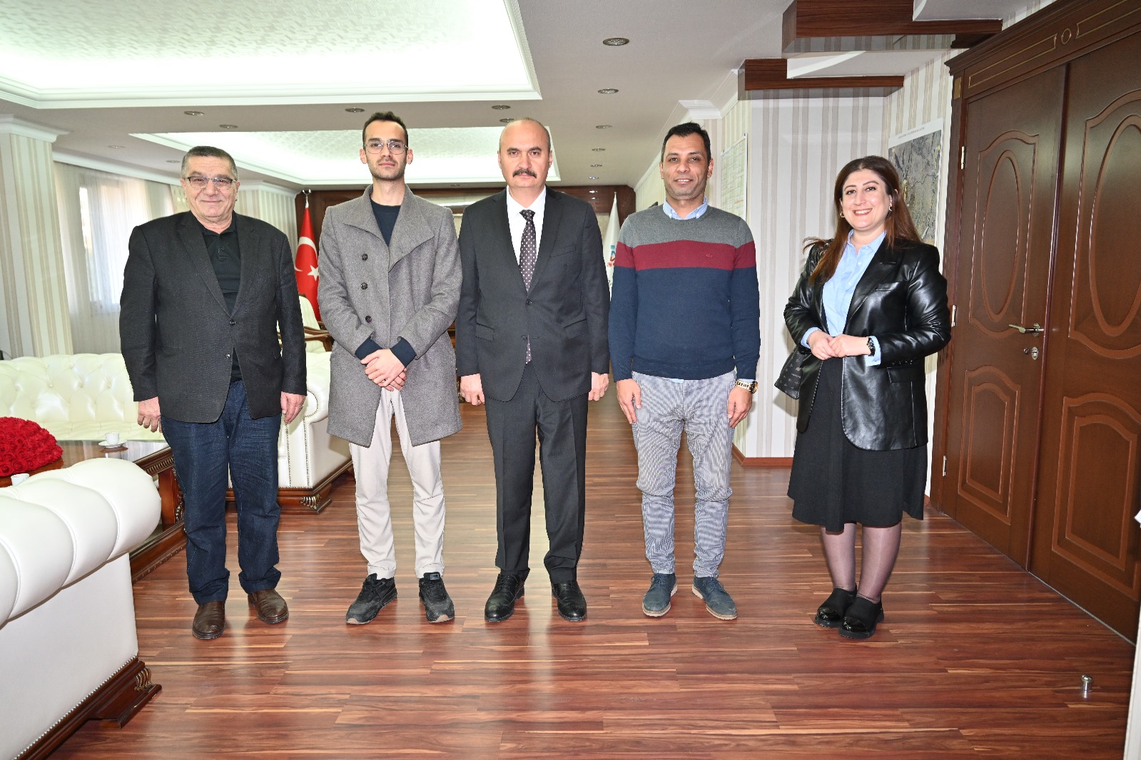 Bolu Gazeteciler Cemiyeti Üyelerinden Vali Canalp’a ziyaret