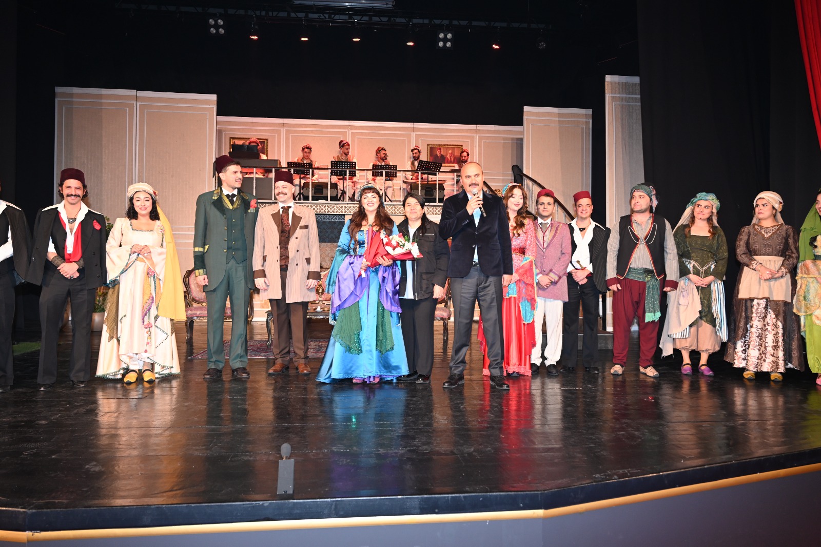 Batman’a Devlet Tiyatrosu Sahnesi Kuruluyor