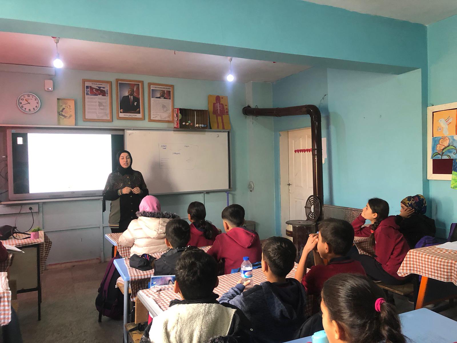 Beşiri’de Öğrencilere Sağlık Eğitimi