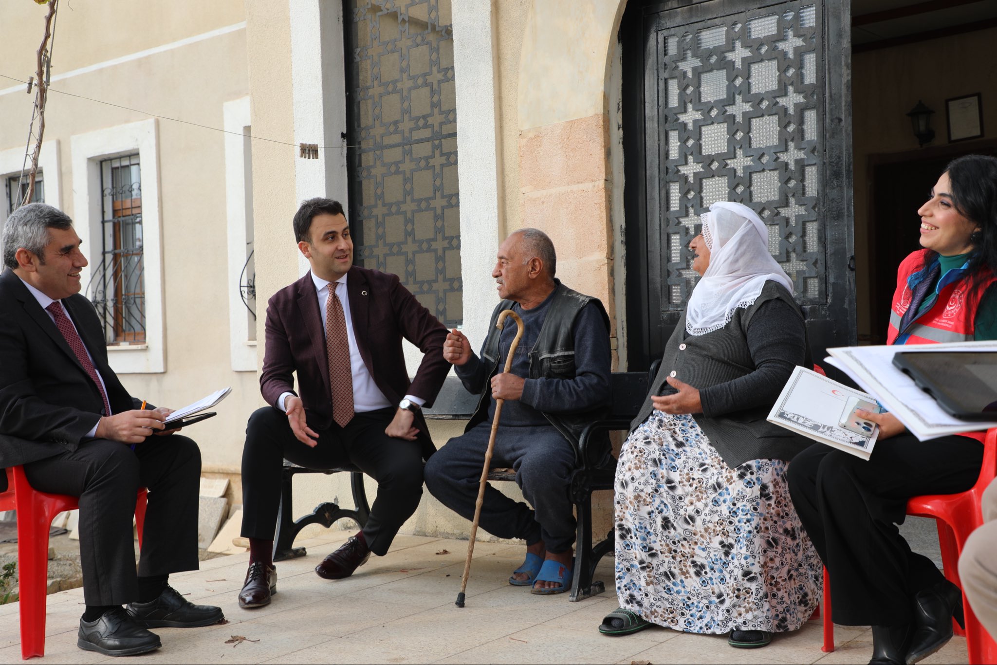 Hasankeyf’te Devletin Şefkat Eli Hanelere Ulaşıyor