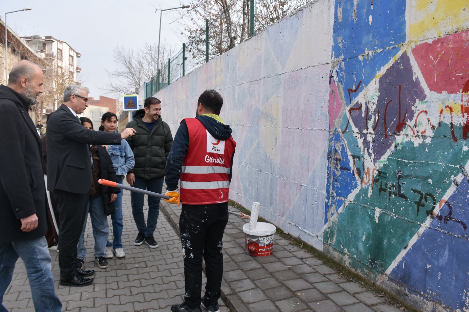 Okullar “Okul Yolu, İrfan Yolu” projesiyle güzelleşiyor