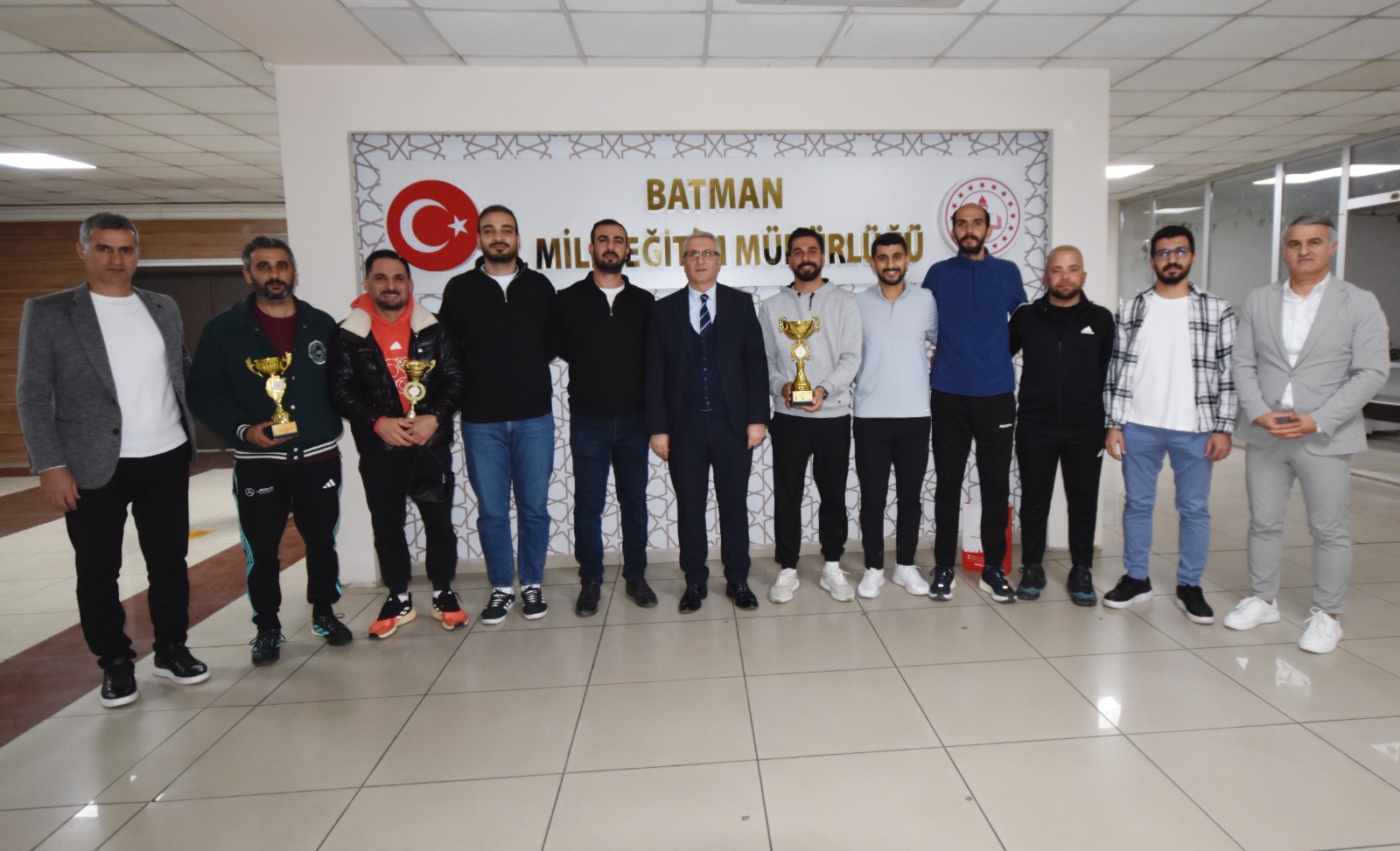 Kamu Sporunda Derece Yapan Öğretmenleri kabul etti