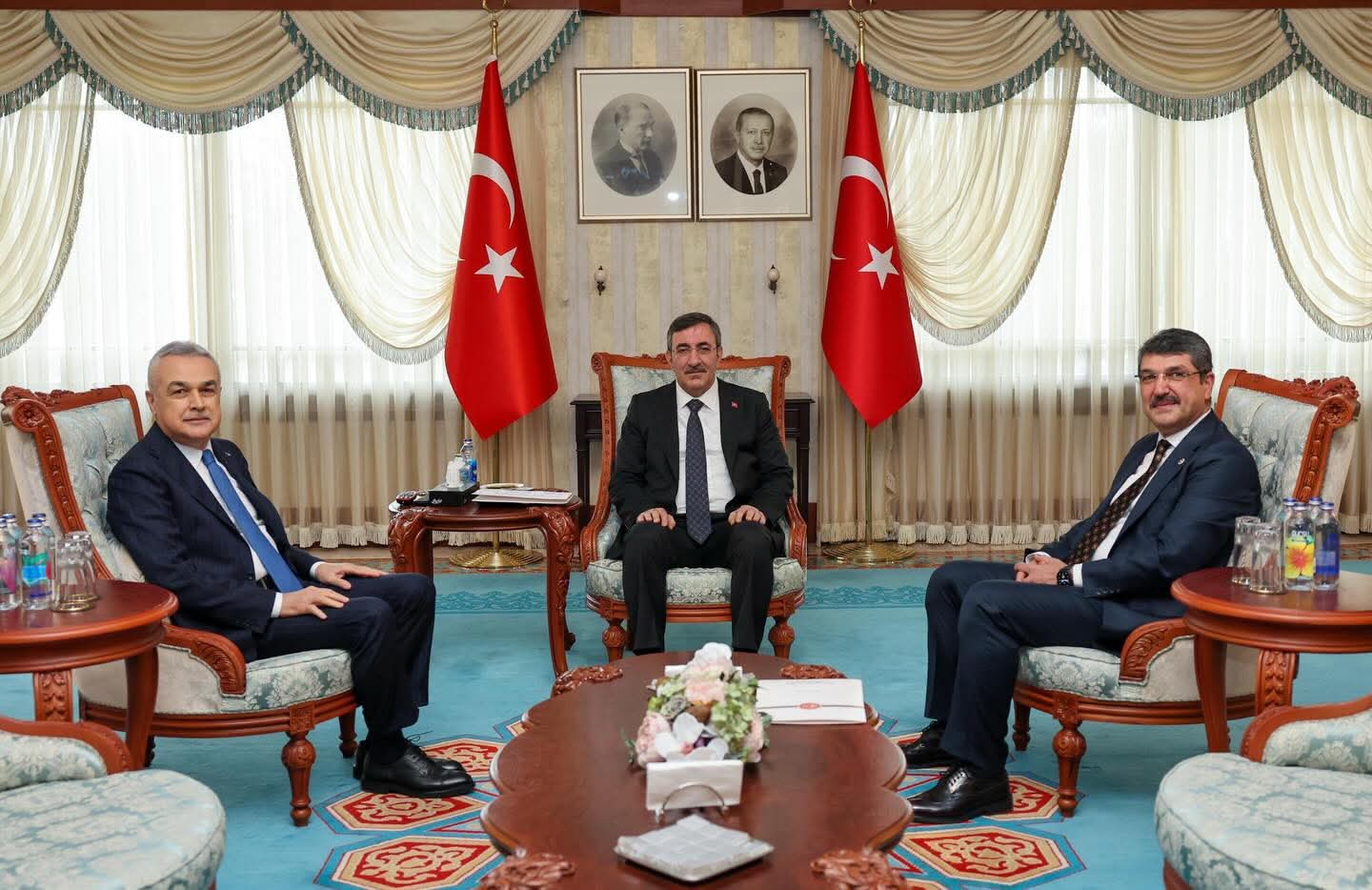 Nasıroğlu, Cumhurbaşkanı Yardımcısı Yılmaz’ı ziyaret etti