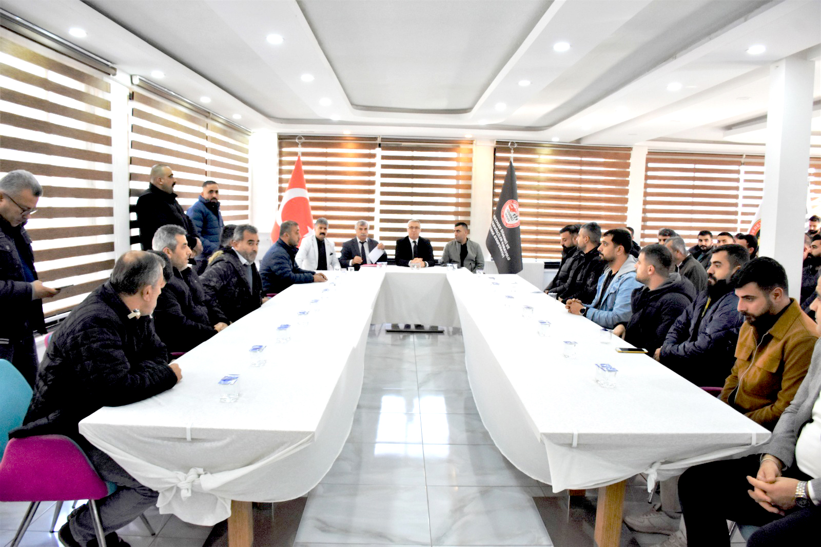 Öğrenci Servis Sürücüleri Bilgilendirme toplantısı yapıldı