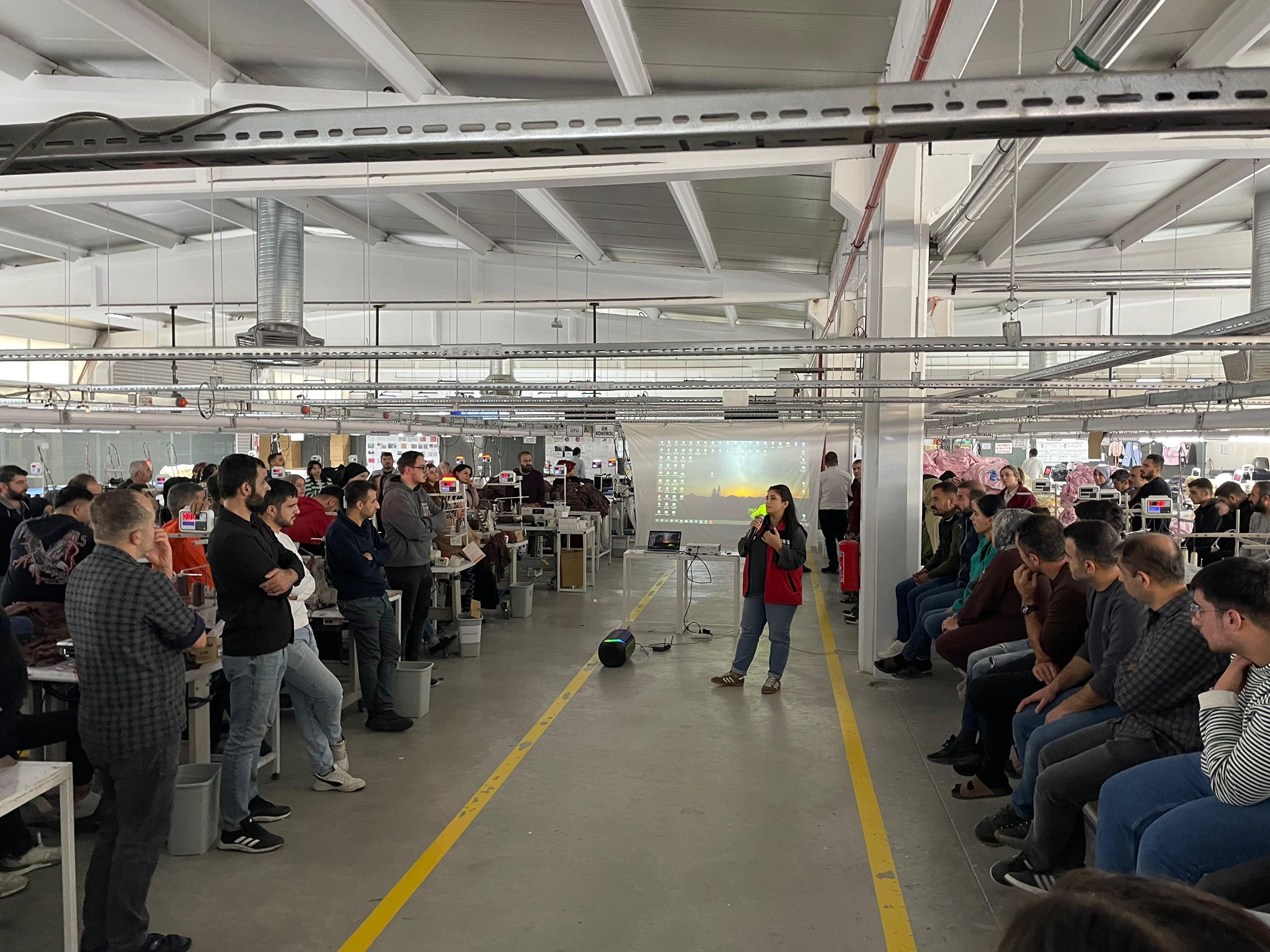 OSB’de Kadın Çalışanlara Kadına Yönelik Şiddetle Mücadele Semineri