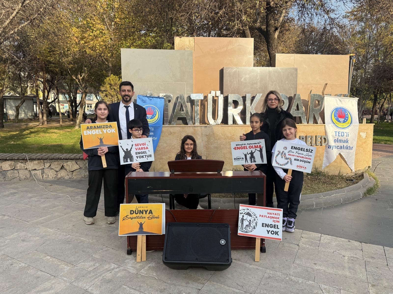 TED Koleji’nden “Engelsiz Yaşam” Vurgusu Yapan Anlamlı Piyano Resitali!