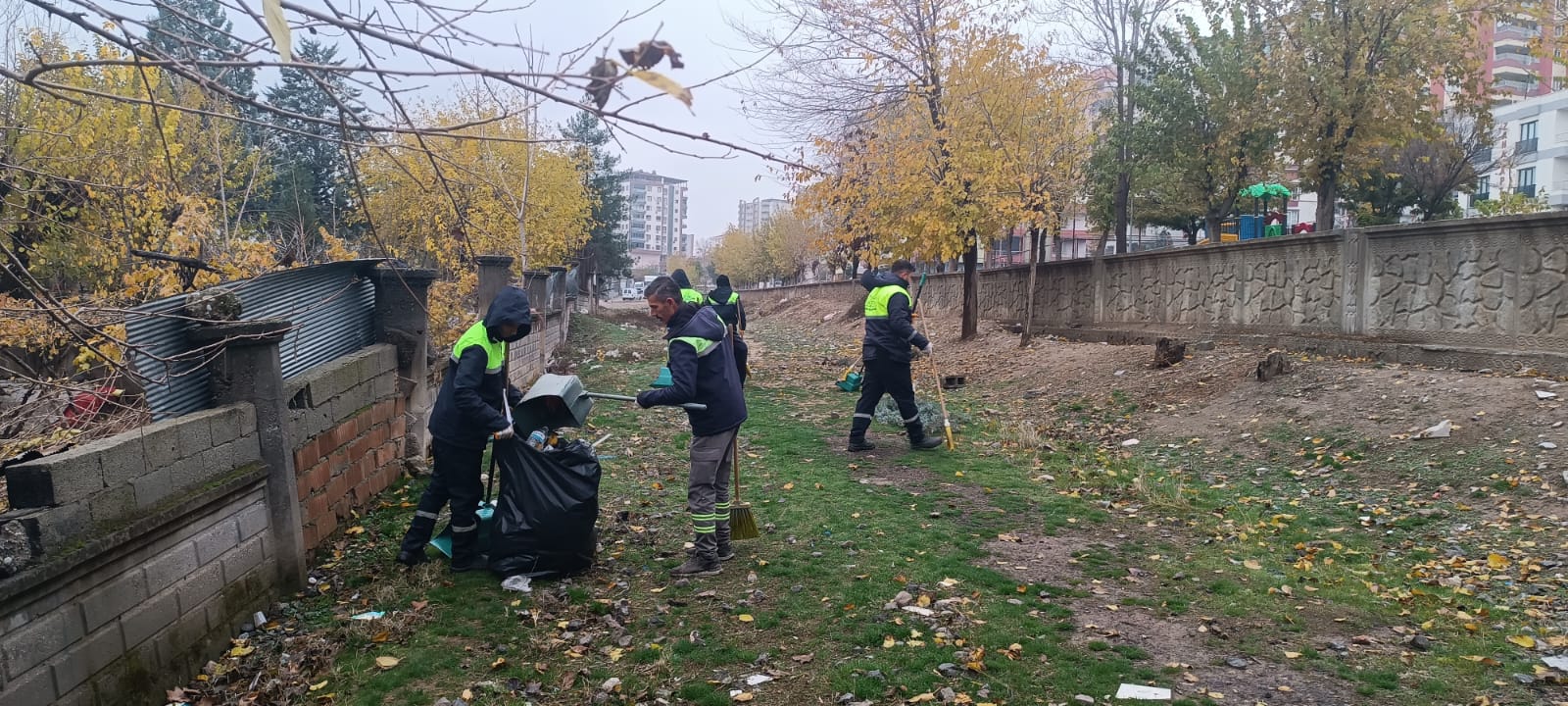 Kültür ve Bahçelievler’de kapsamlı temizlik çalışması