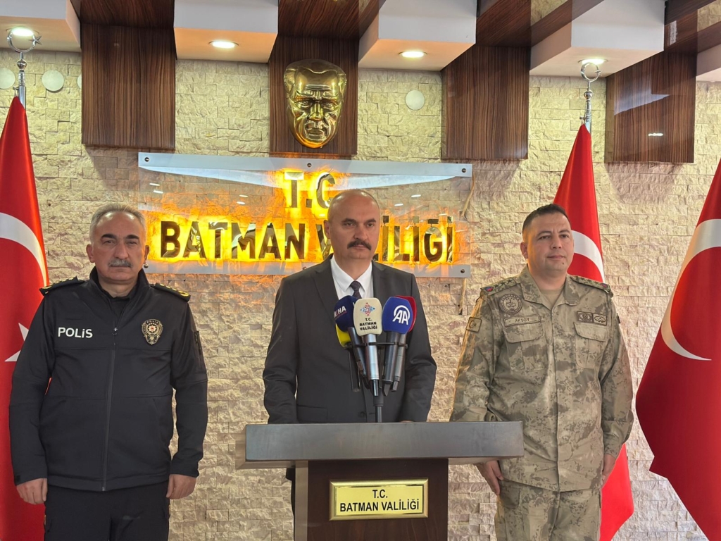 Vali Canalp: “Batman’da Suç Azalıyor, Güven Artıyor”