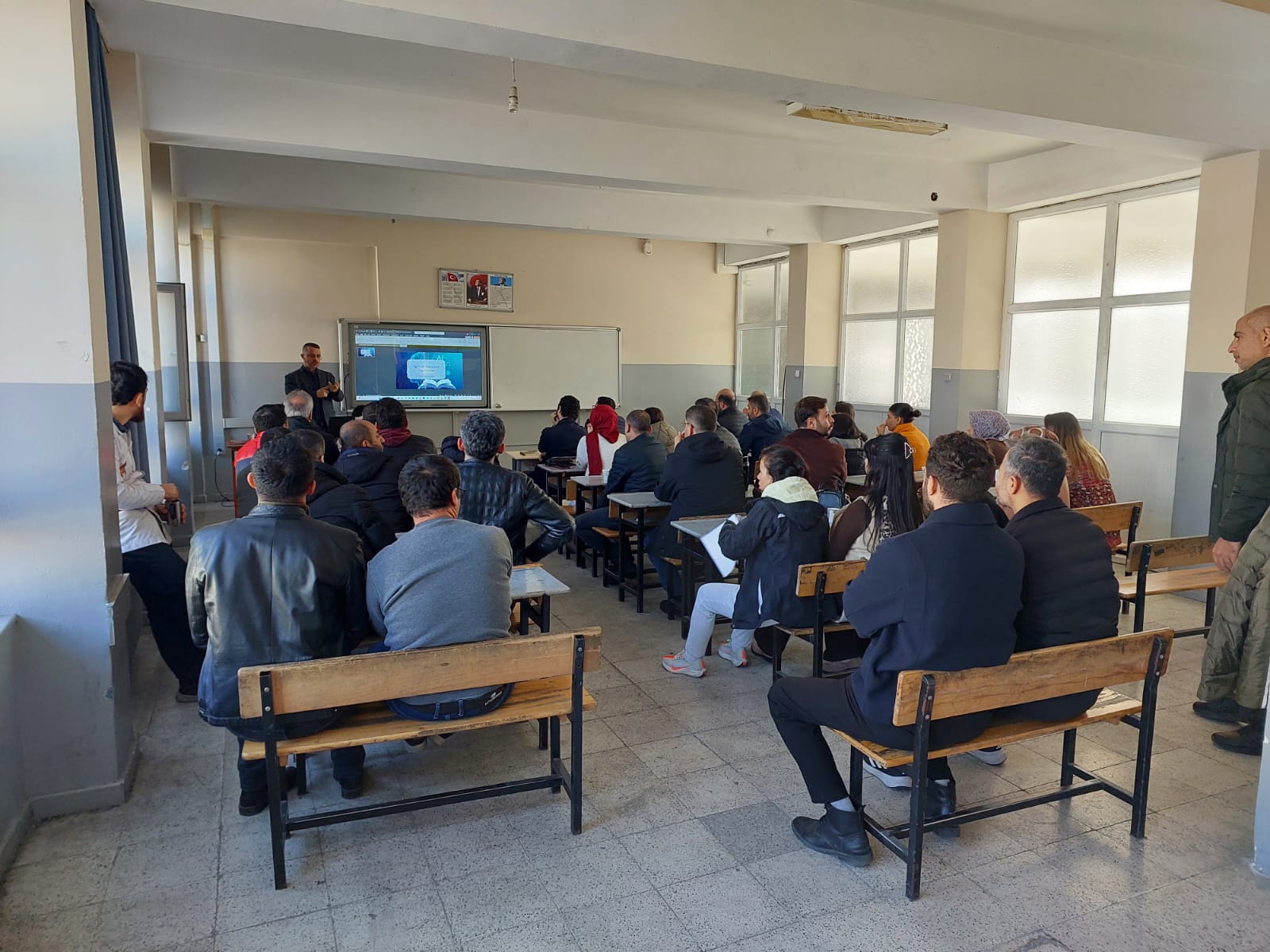 Öğretmenlere Yapay Zeka Araçları Tanıtıldı