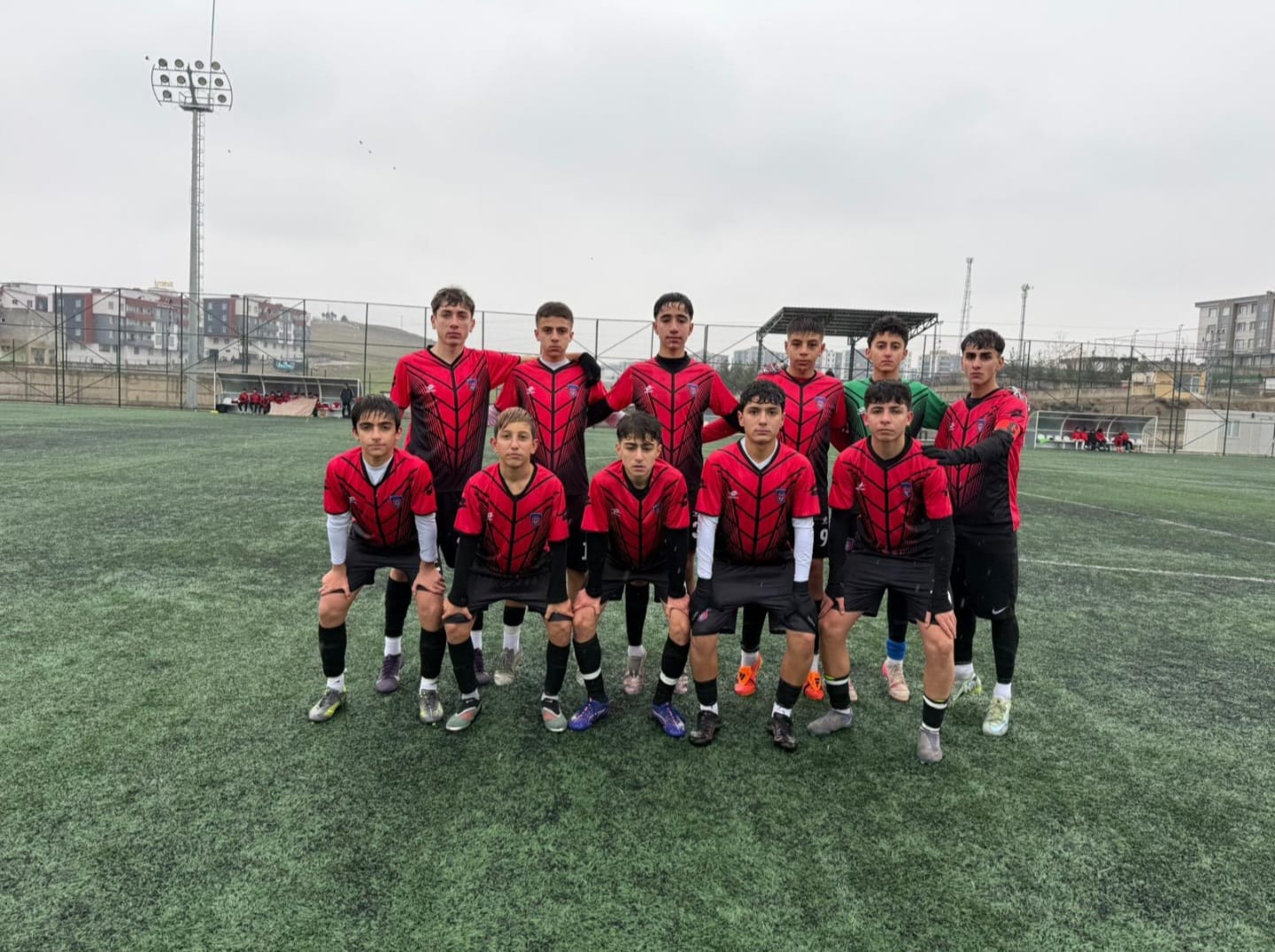 BATMAN BELEDİYESPOR U-15’TEN TARİHİ GALİBİYET