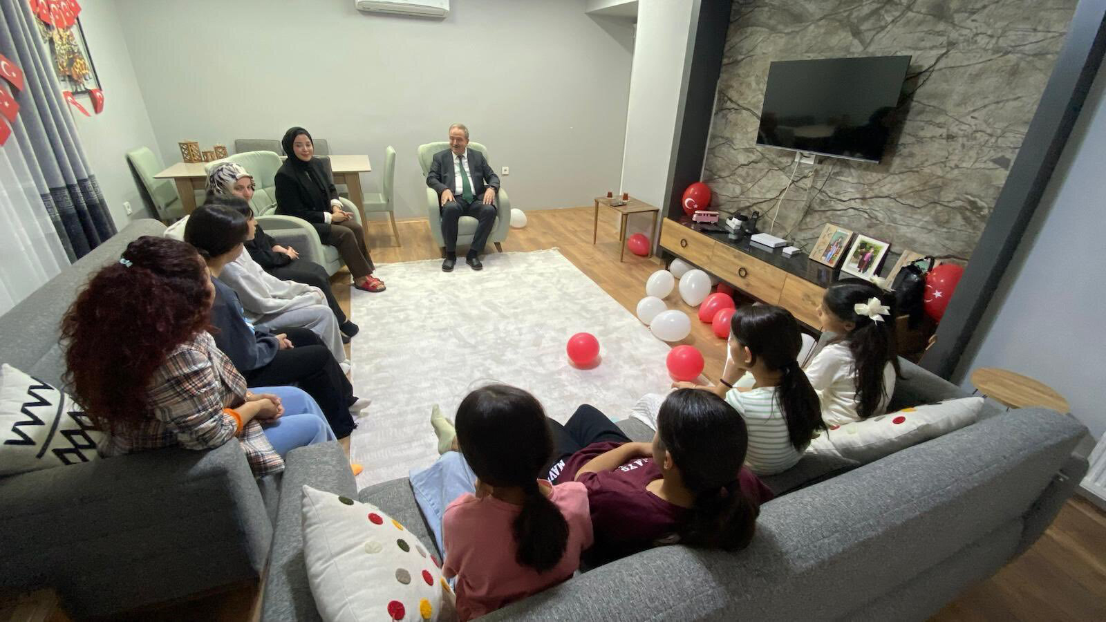 “Çayla Sohbet”te Çocuklara Rehberlik ve Motivasyon