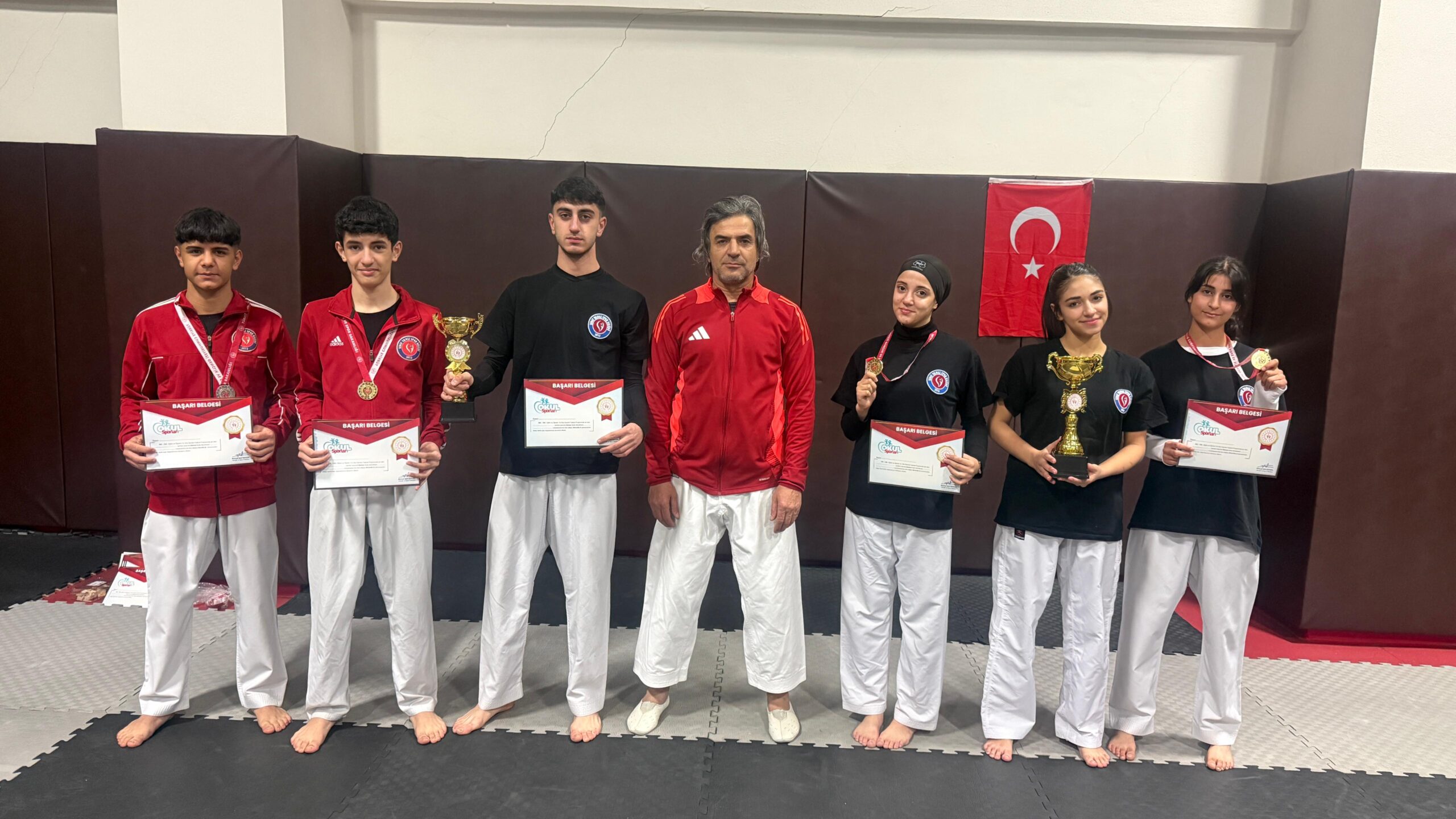 Genç Sporcular Karate İl Şampiyonası’nda Ter Döktü