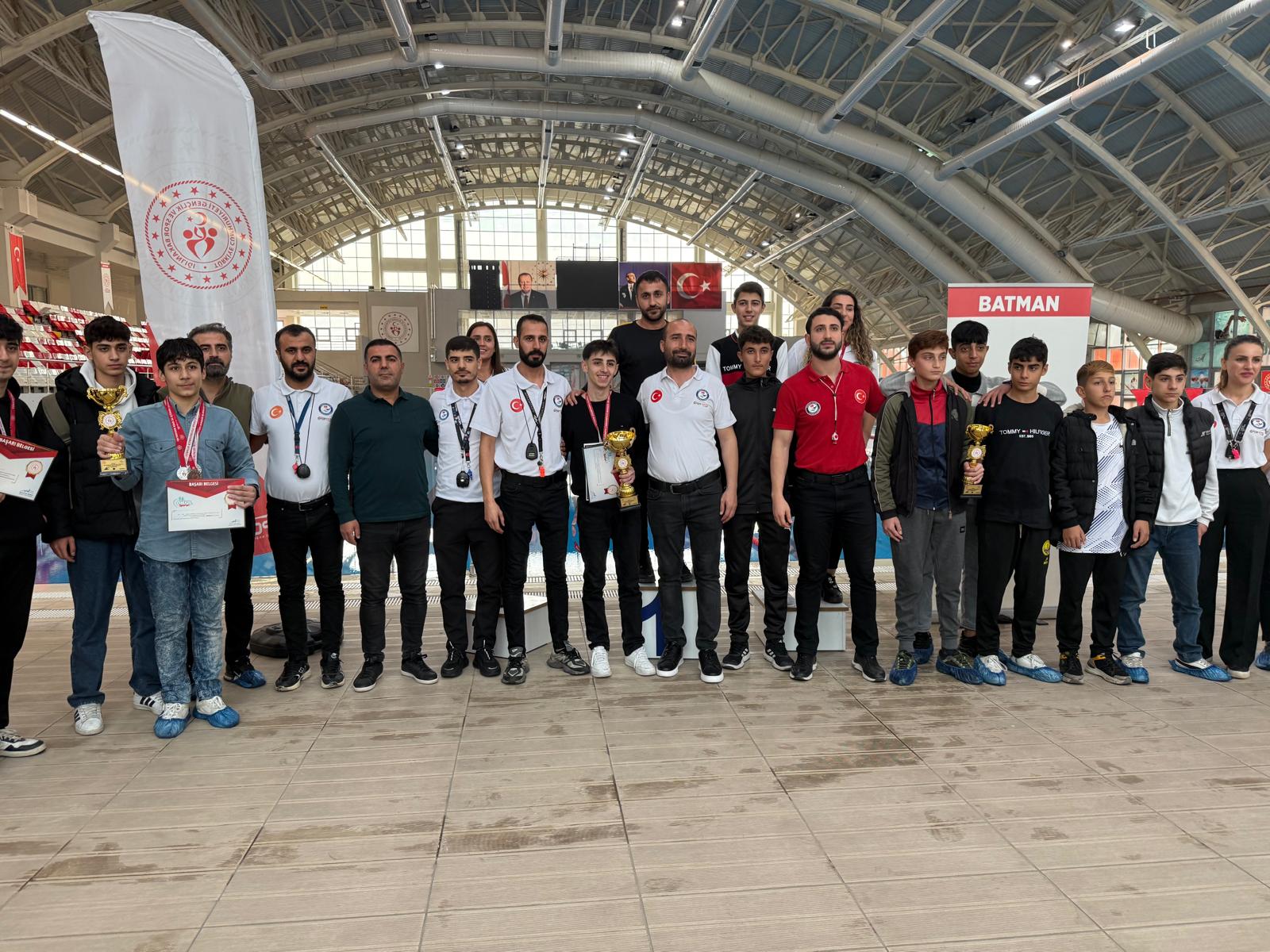 Yüzme Yarışmaları Tamamlandı