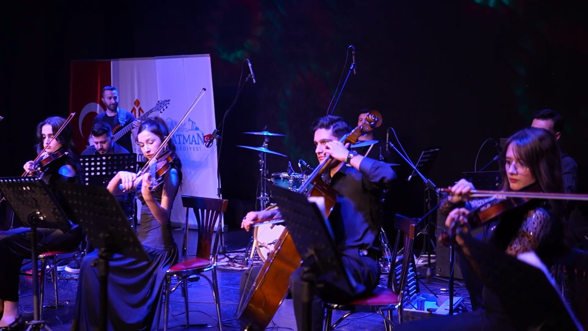 Çok Dilli Ezgilerle Müziğin Evrensel Dili Batman’da Yankılandı