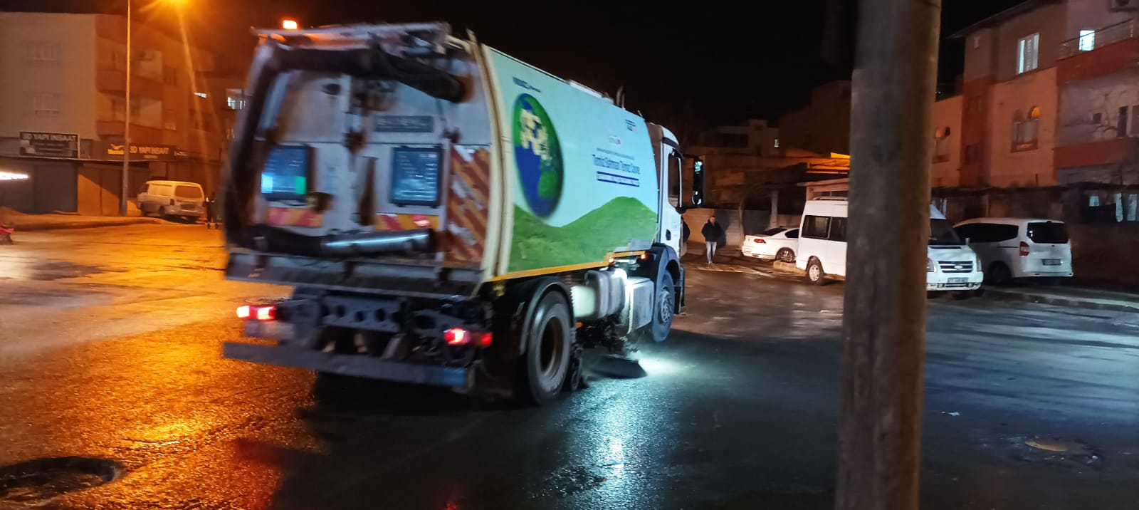 Semt Pazarlarında Yoğun Temizlik