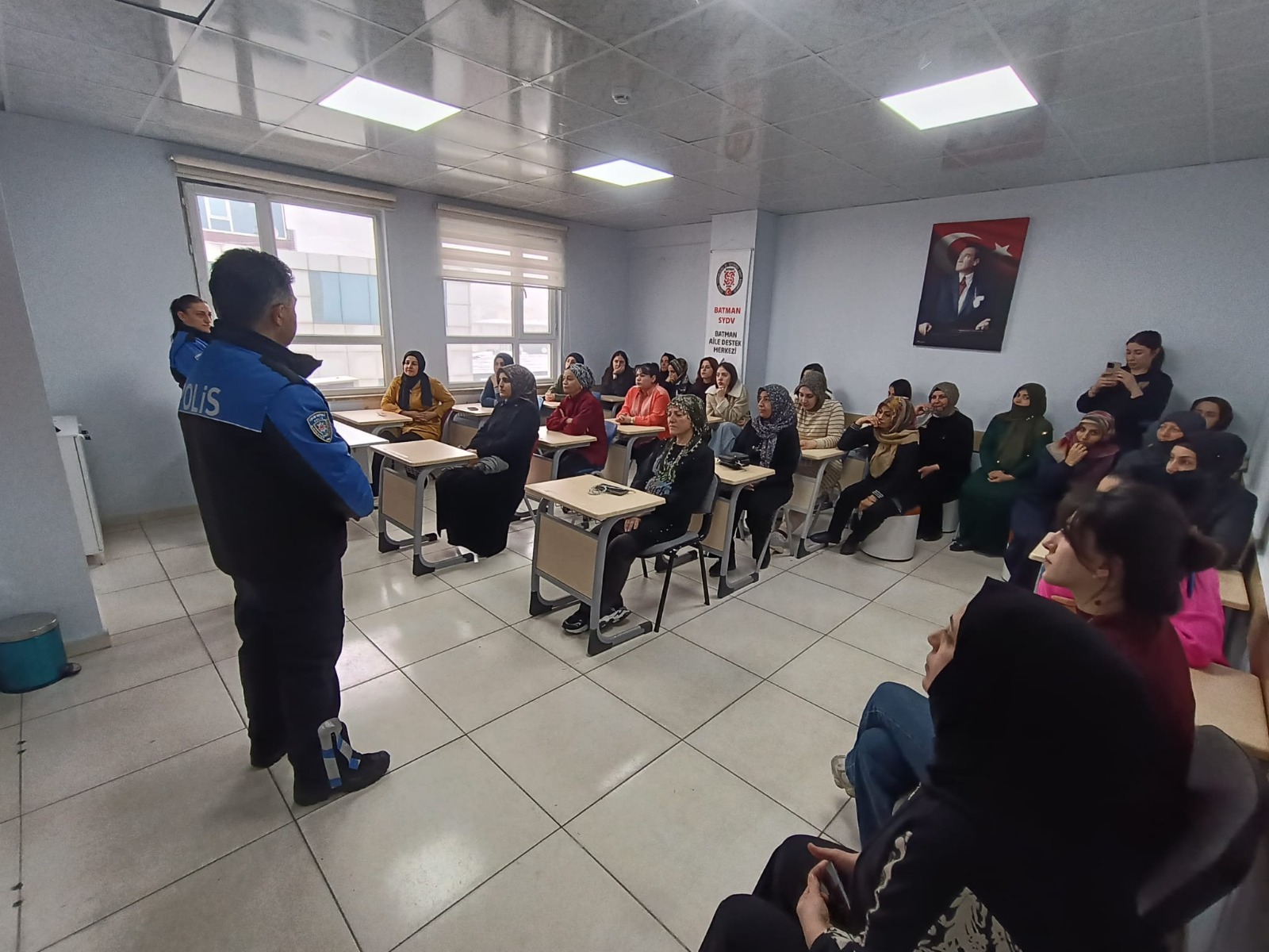 Kadınlara Dolandırıcılığa ve Hırsızlığa Karşı Bilinçlendirme Eğitimi