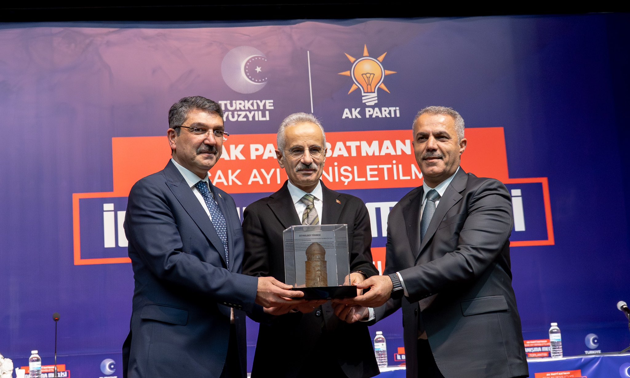 AK Parti Genişletilmiş İl Danışma toplantısı yapıldı