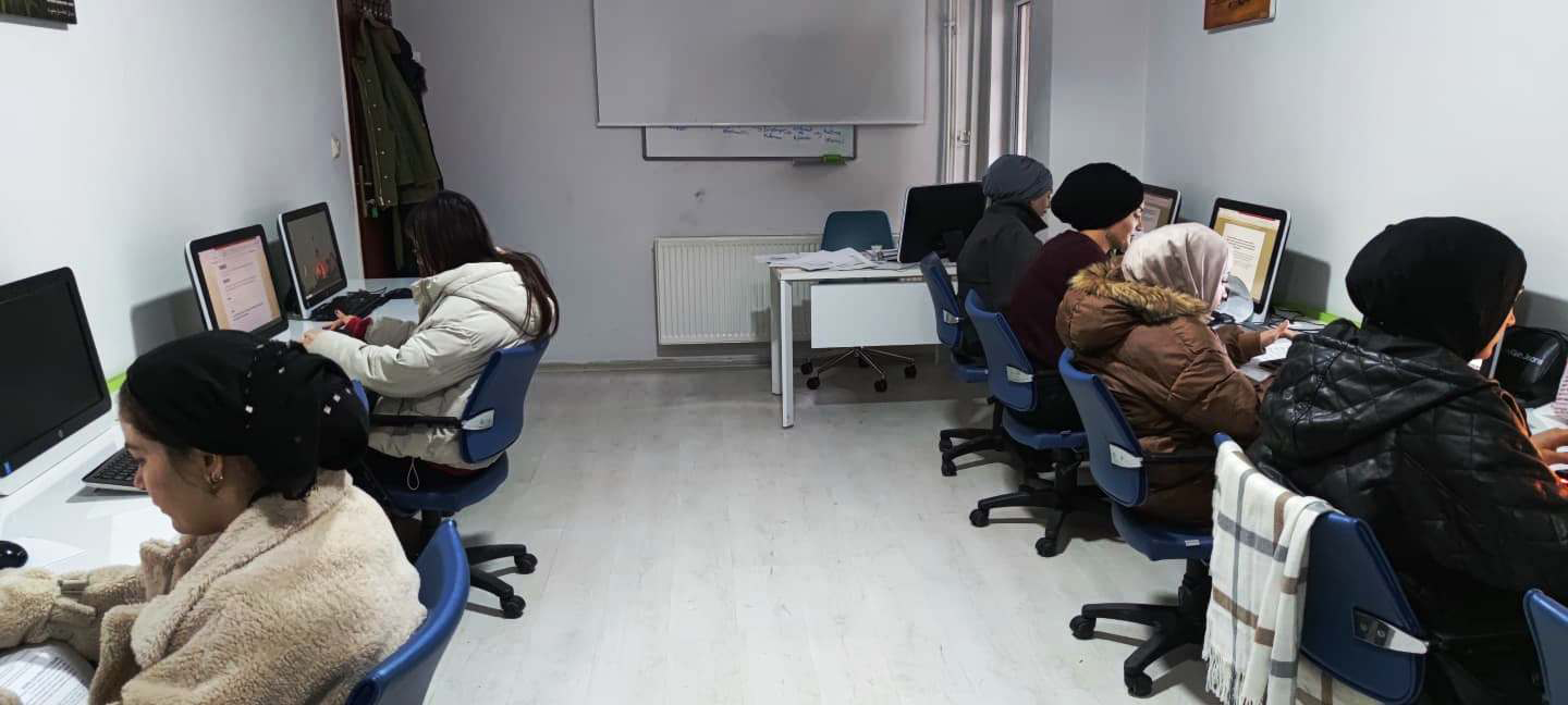 Güneykent ADEM’den Kadınlara Bilgisayar Eğitimi