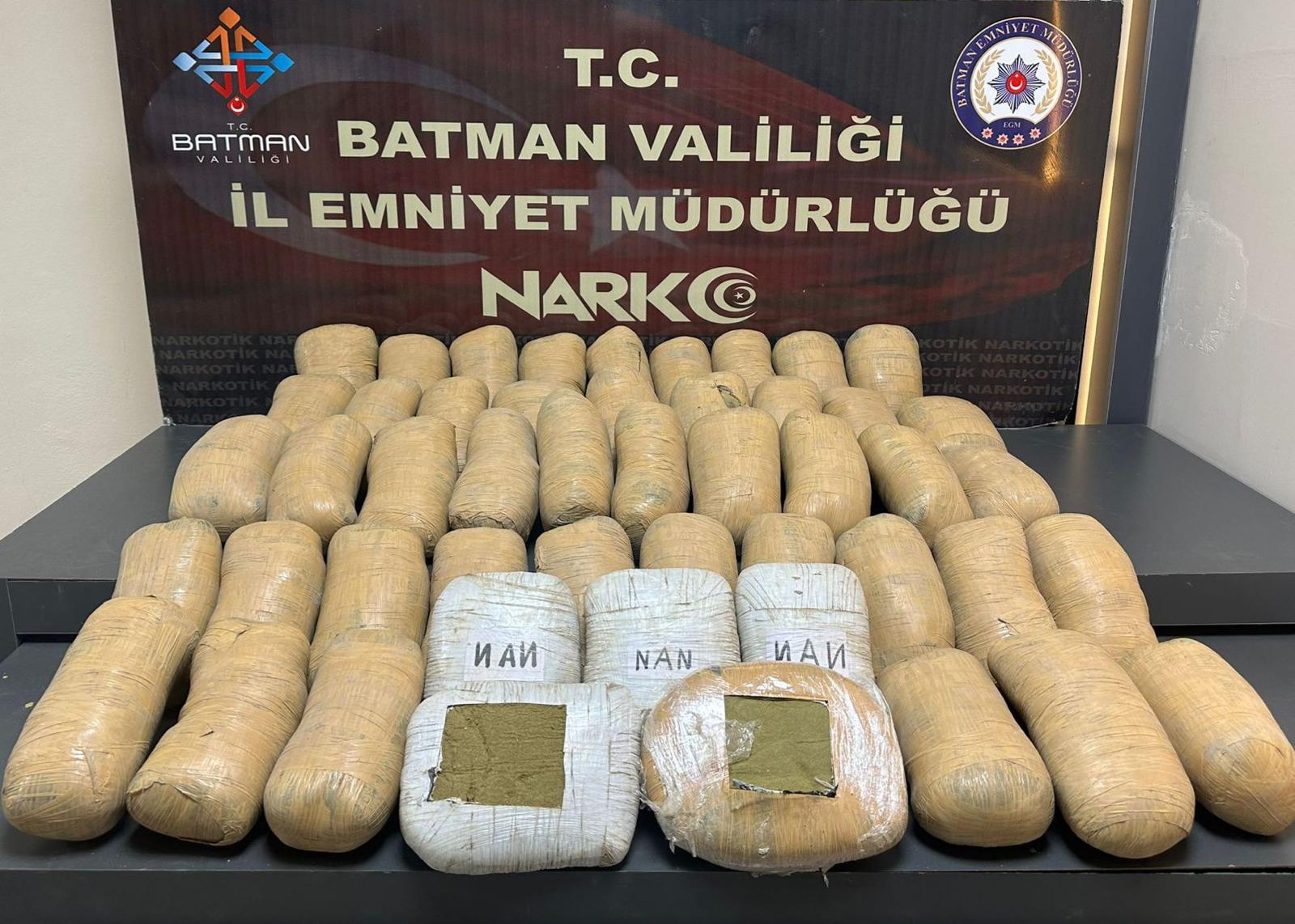 Batman’da Uyuşturucu Operasyonu: 51 Kilo 300 Gram Toz Esrar Ele Geçirildi
