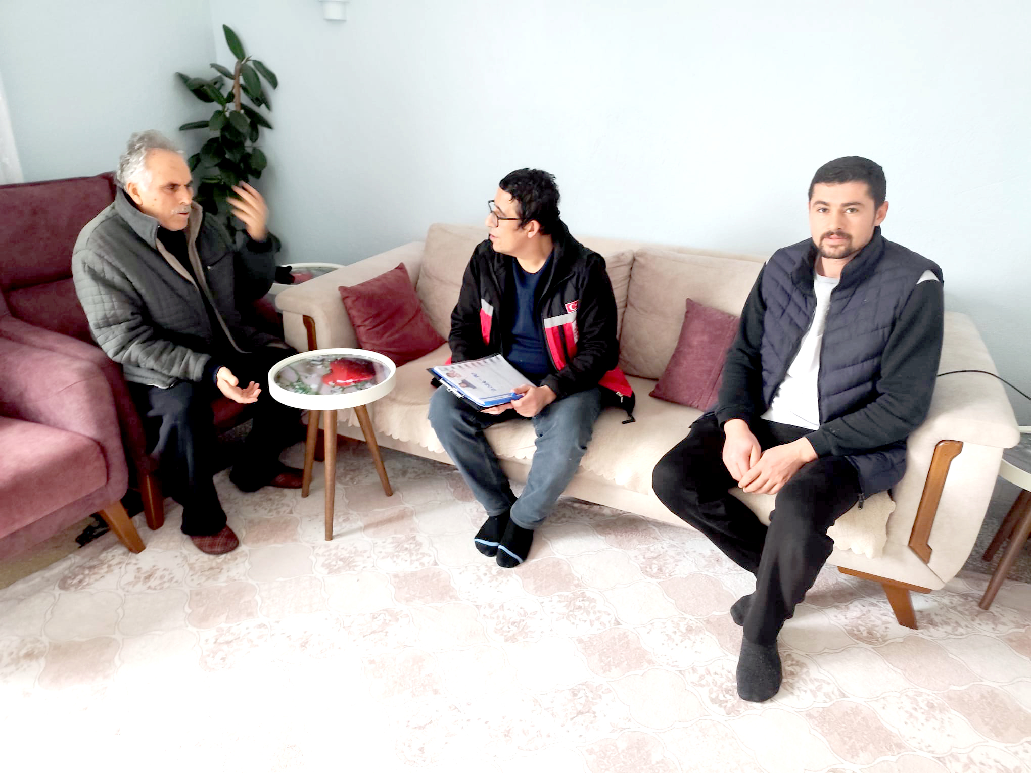 Evde Bakım Hizmetinde Gönüllere Dokunan Ziyaret