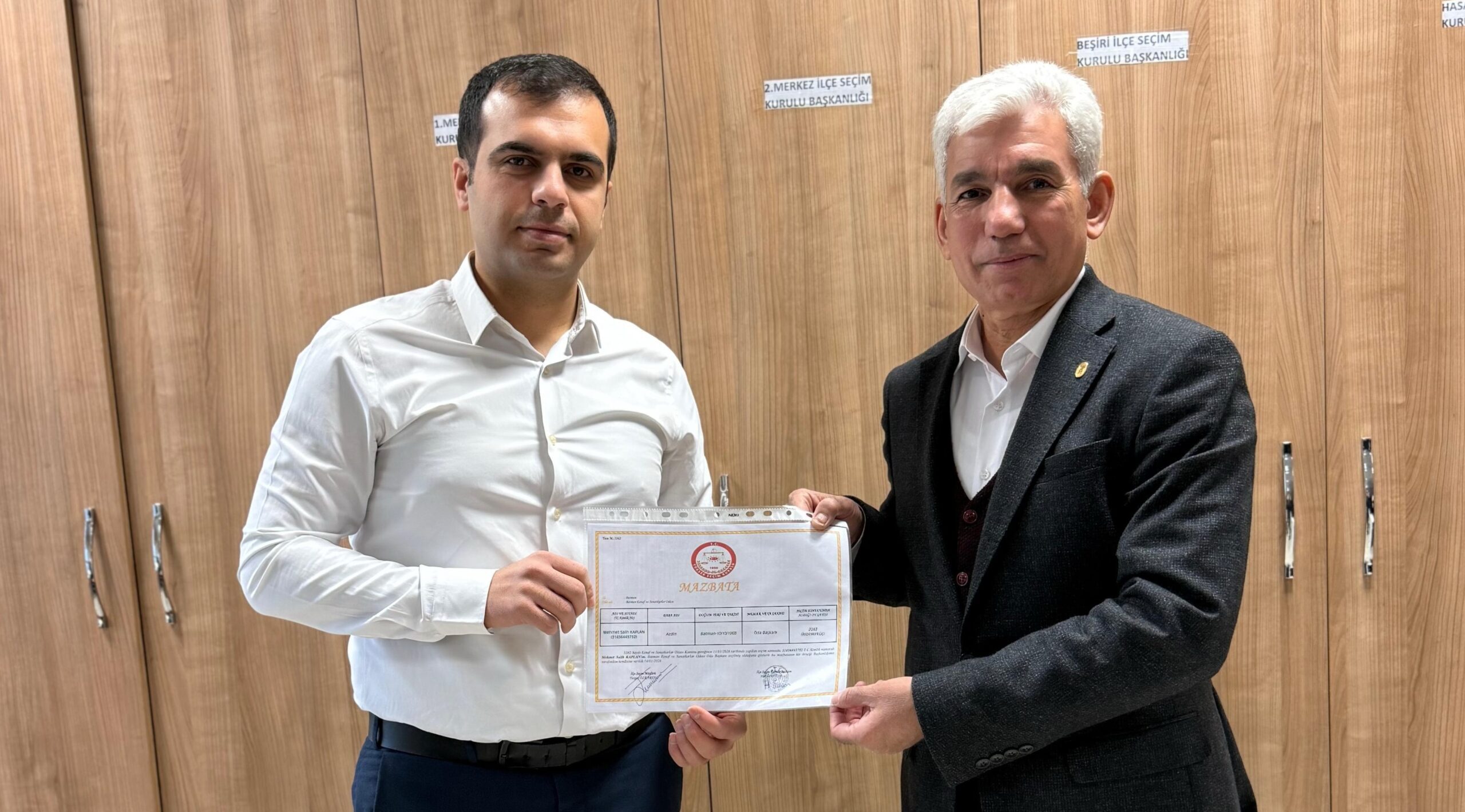 Başkan Kaplan Mazbatasını Aldı