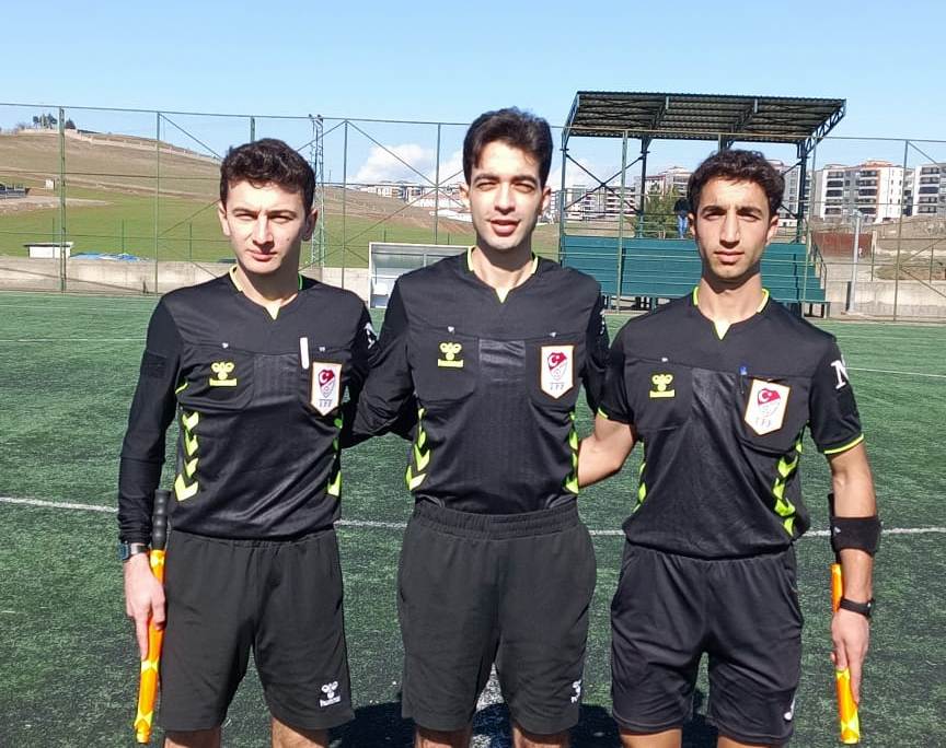 BATMANLI GENÇ HAKEMLER GÜVEN VERİYOR