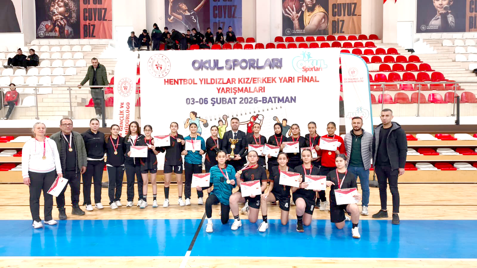 Hentbolda Yarı Final Şampiyonları Belli Oldu