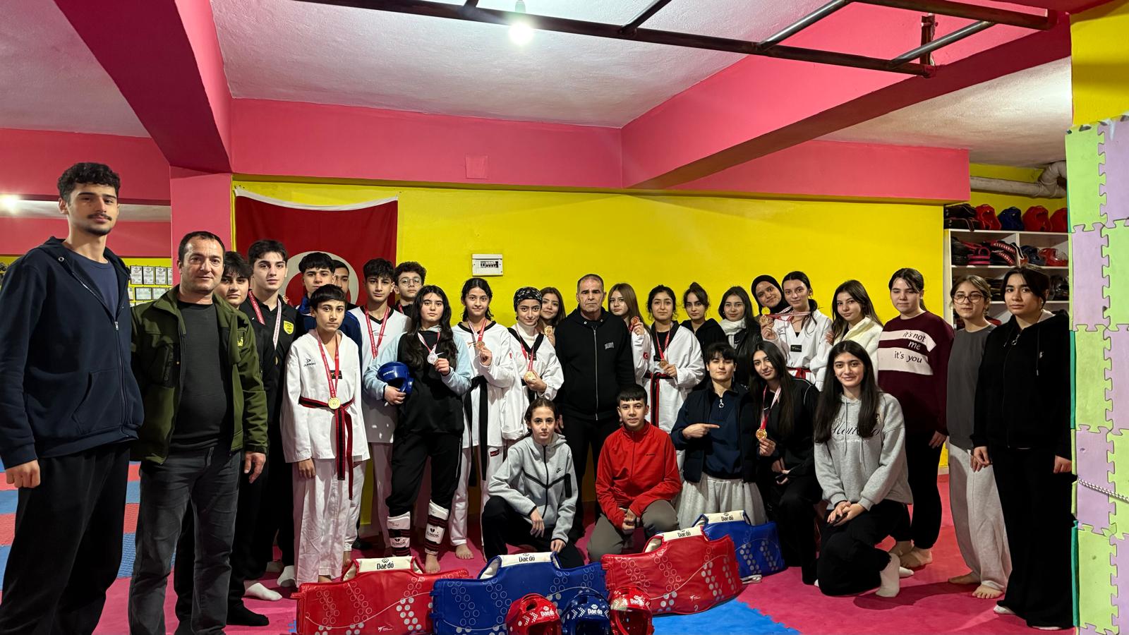 Taekwondo İl Şampiyonası Tamamlandı