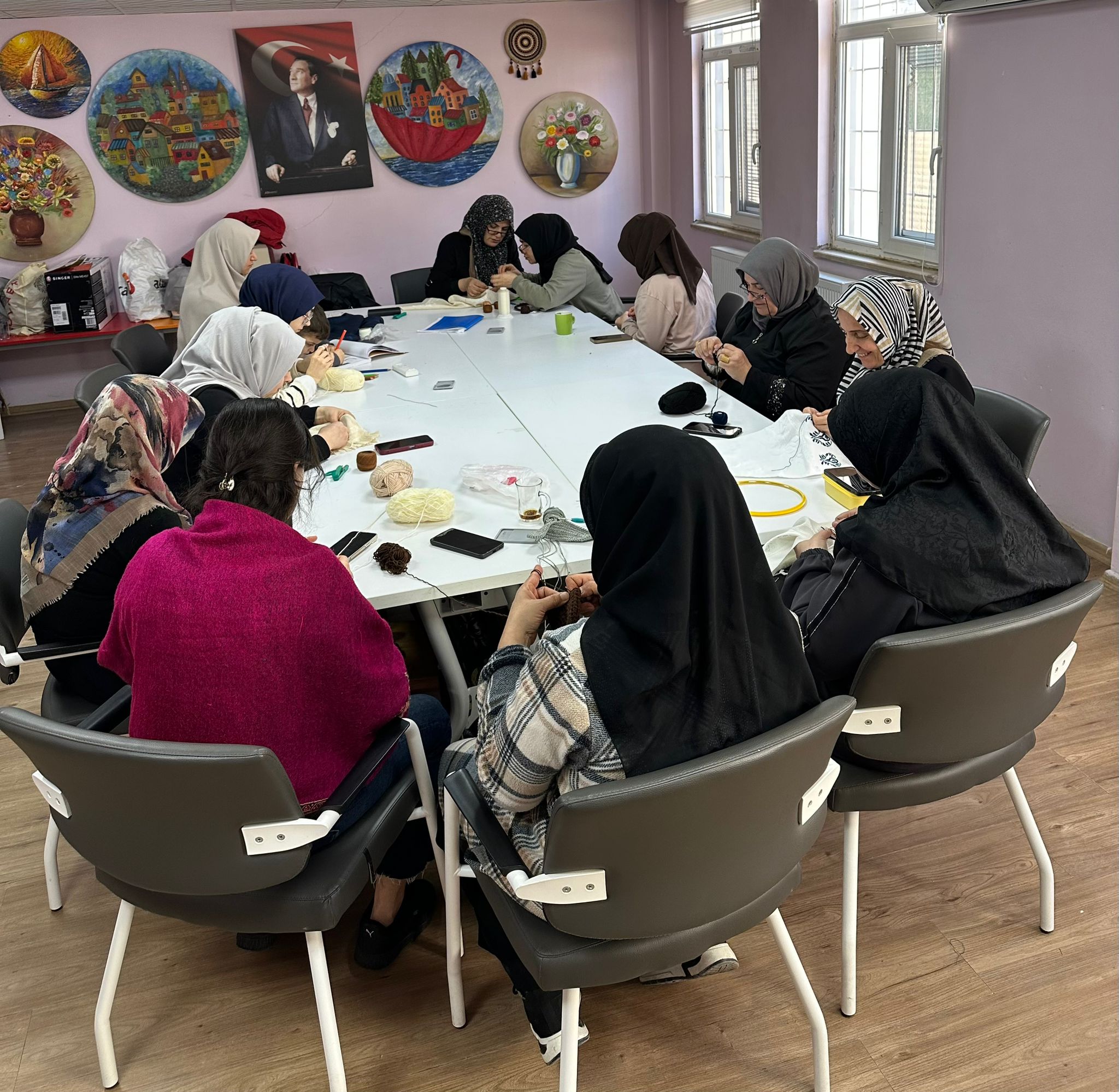 ADEM’lerde Kadın Emeği Üretime Dönüşüyor