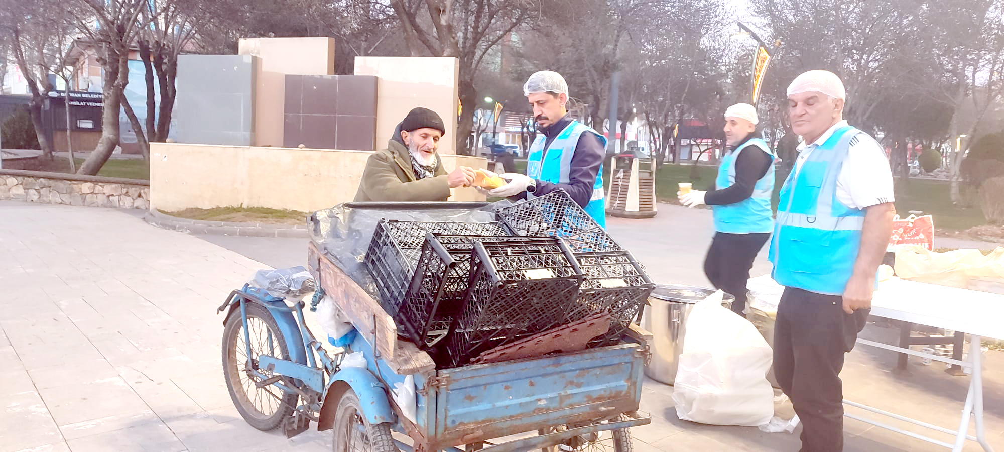 İftara Yetişemeyenlere “Sıcak” Dokunuş