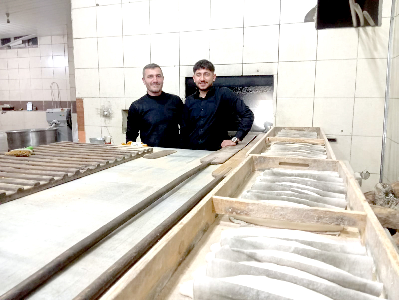 Fırıncıların zorlu mesaileri sürüyor