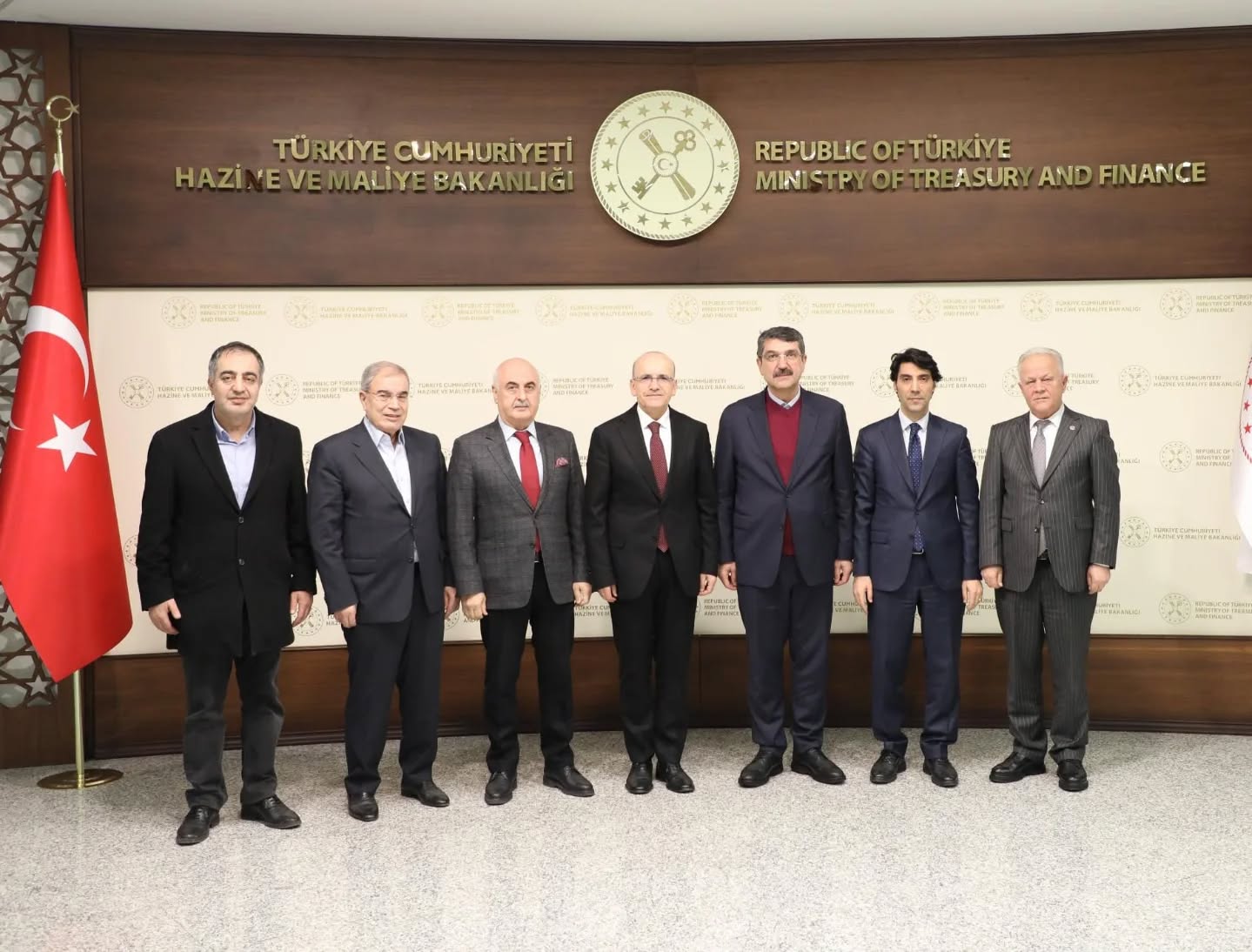 Batman Vakfı’ndan Bakan Şimşek’e Ziyaret