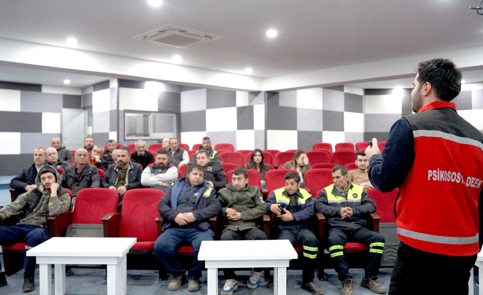 Batman Belediyesi’nden Teknoloji Bağımlılığı Eğitimi