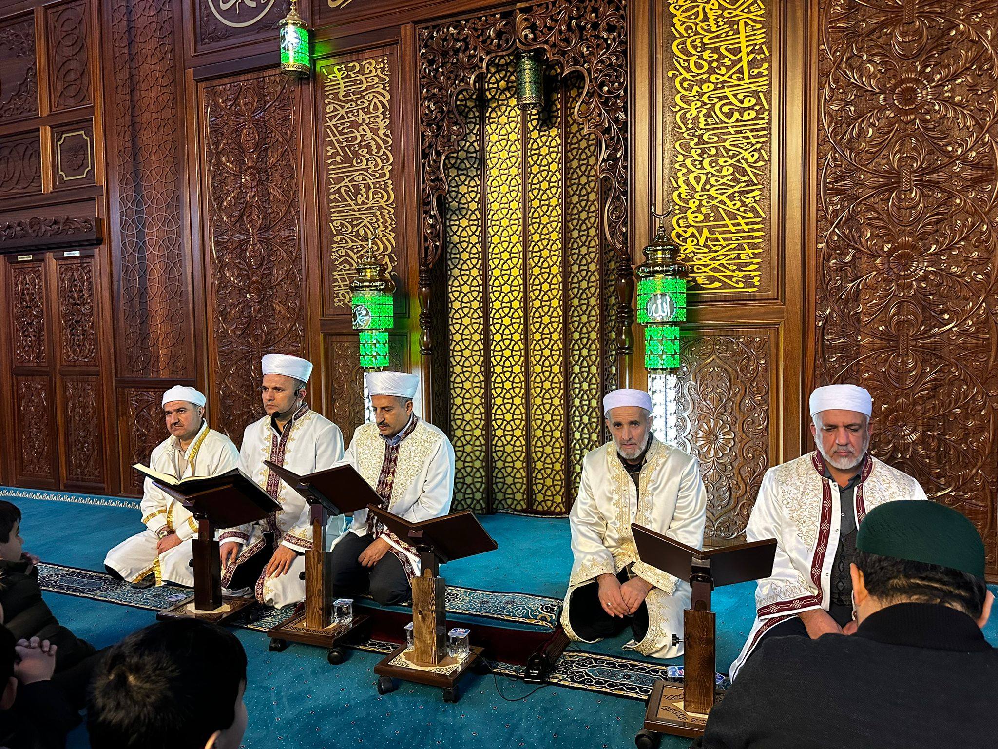 Berat Gecesi Dualarla İhya Edildi