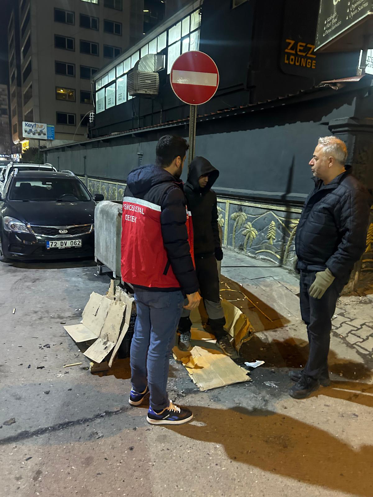 Sokaktaki Risklere Karşı Mobil Ekipler Sahada