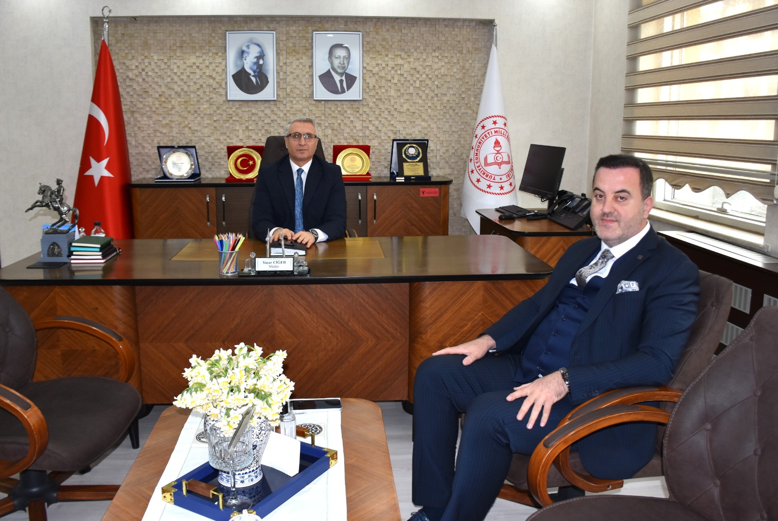İş İnsanı Feyzullah Hamidi’den İl Millî Eğitim Müdürü Yaşar Ciğer’e Ziyaret