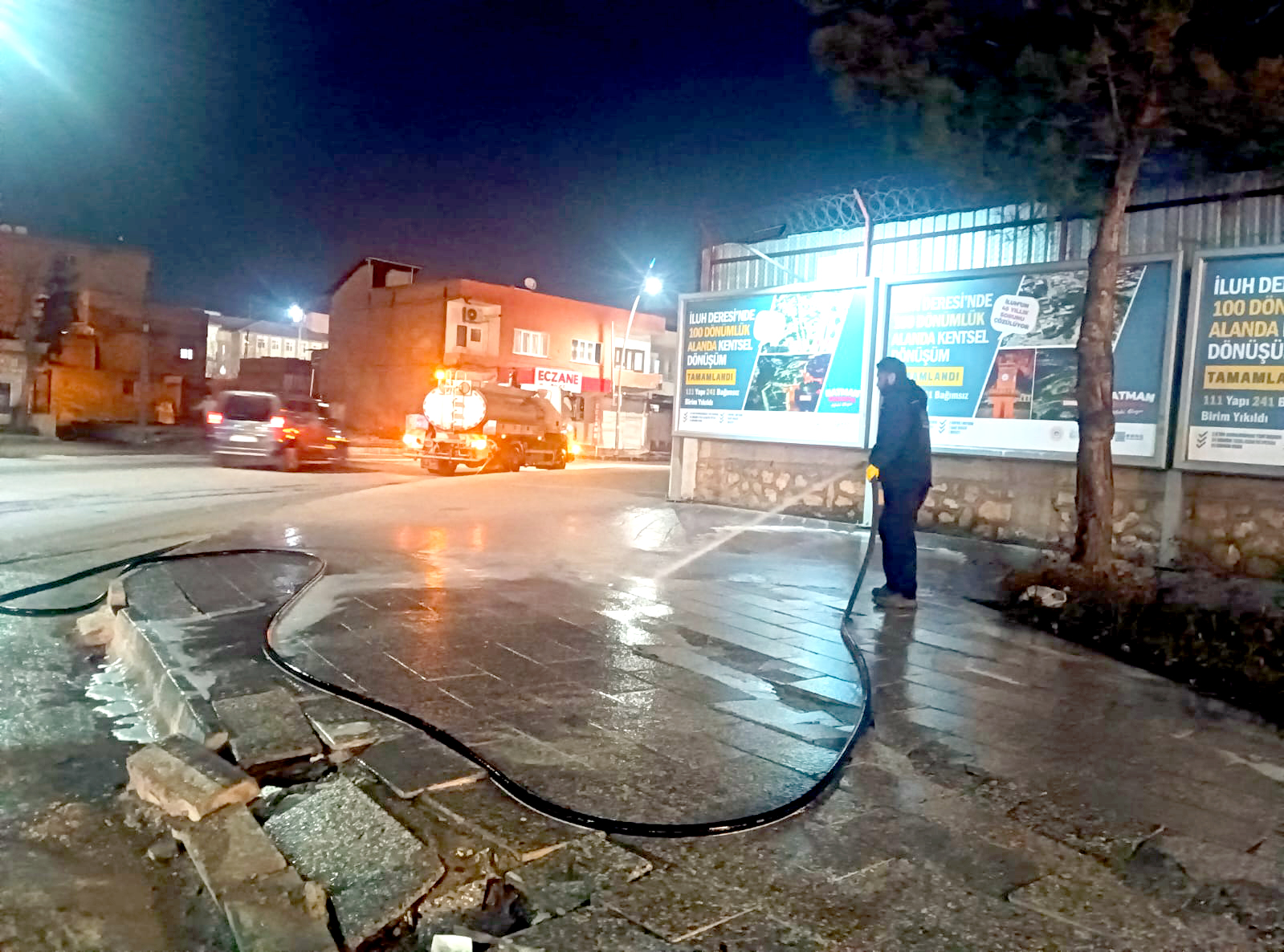 İstasyon Caddesine Dip Temizliği