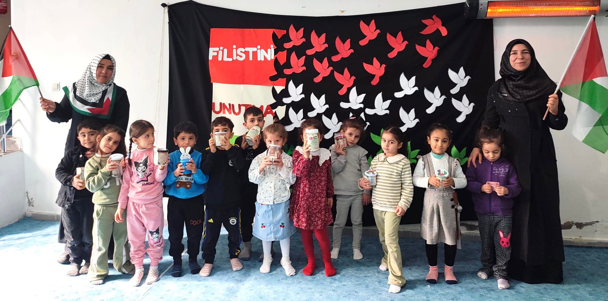 Minik Yüreklerden Gazze’ye Anlamlı Destek