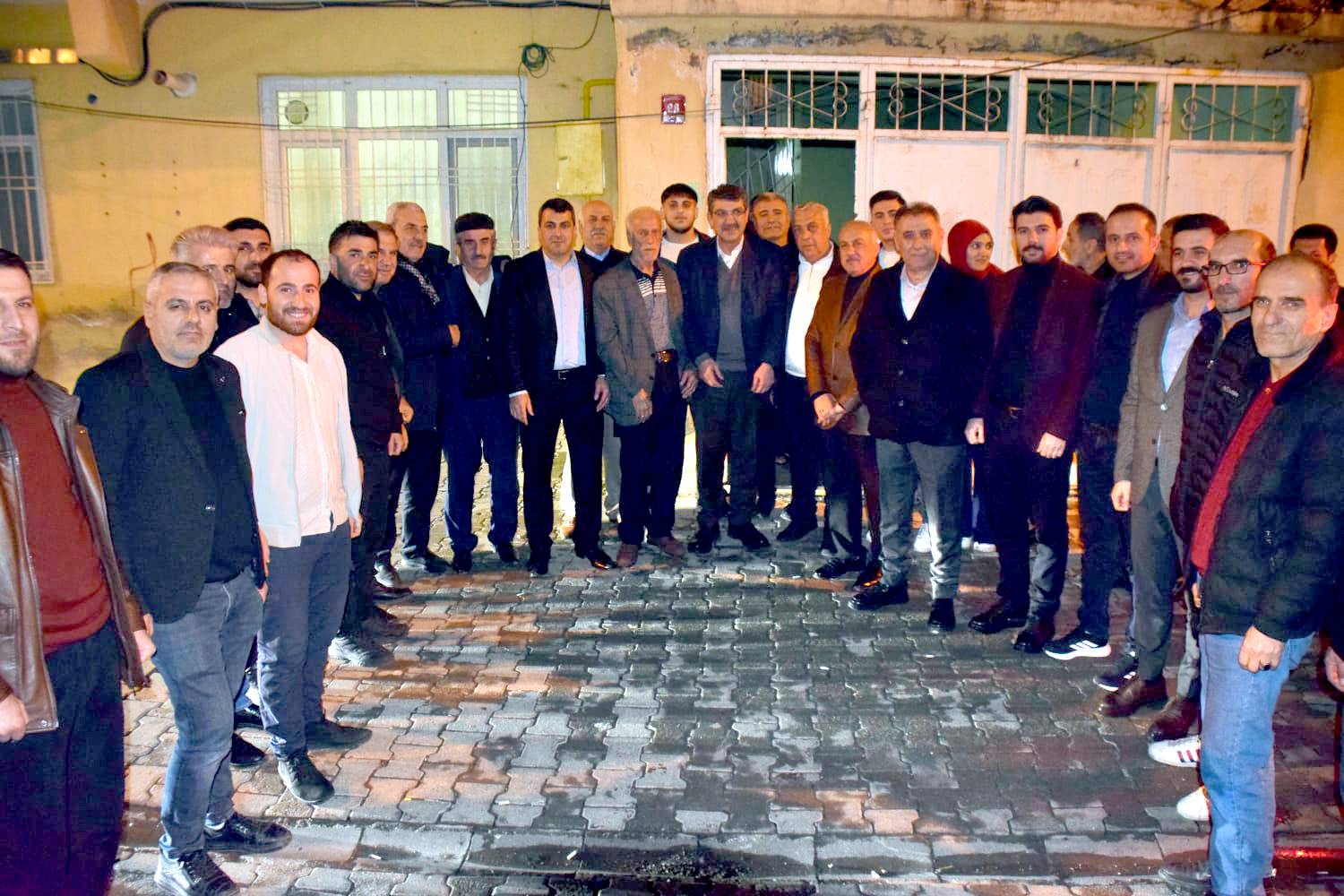 Nasıroğlu, Şirinevler Mahallesi’nde vatandaşlarla buluştu