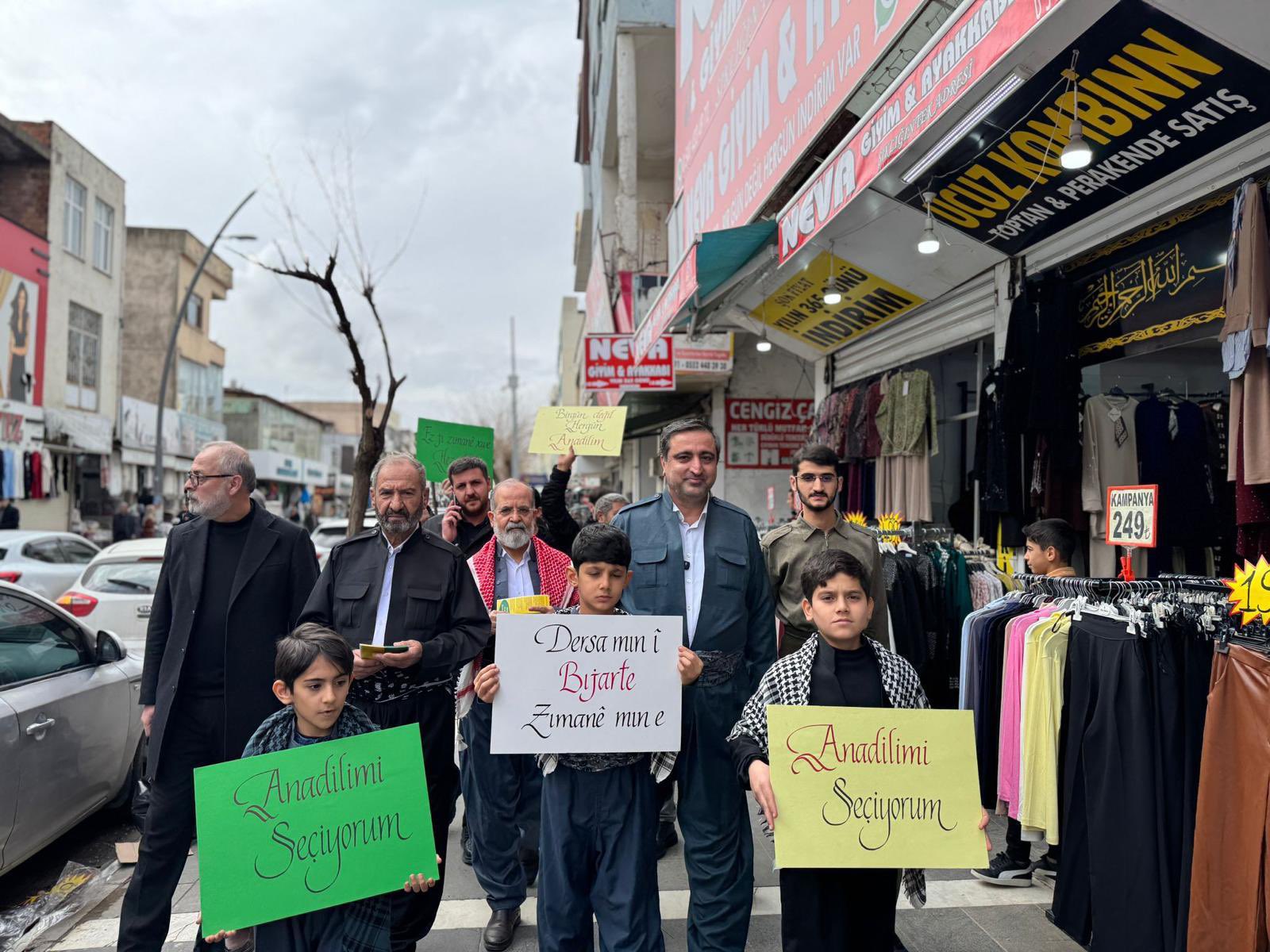 HÜDA PAR’dan Batman’da Kürtçe Anadil Yürüyüşü