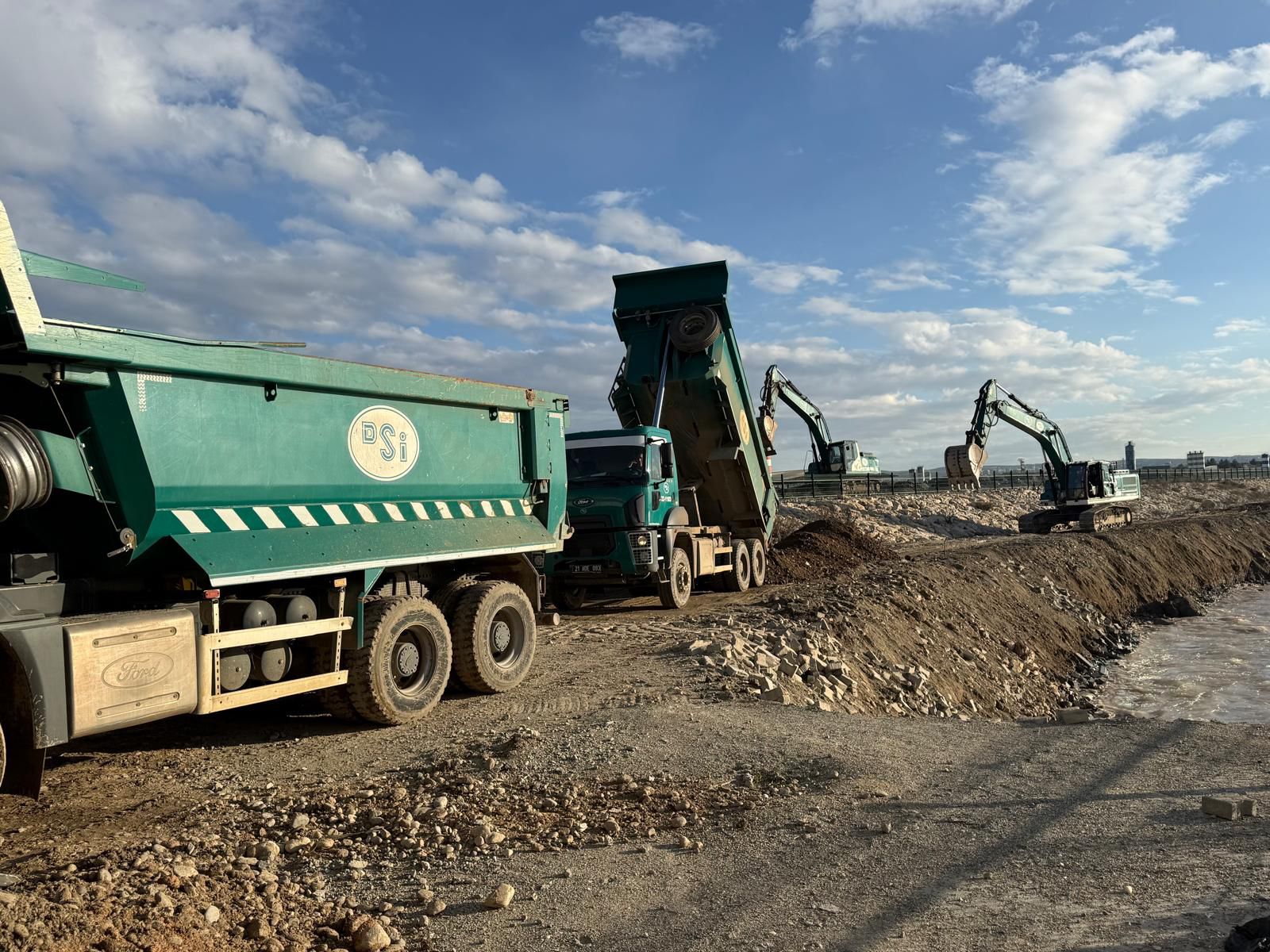 Yoğun Yağışlar Batman Barajı’nda Su Akışını Artırdı