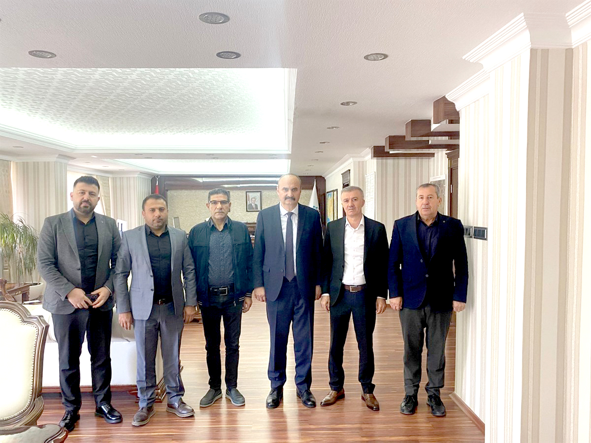 Vali Canalp, Şoförler ve Otomobilciler Odası’nın Yeni Yönetimini Kabul Etti