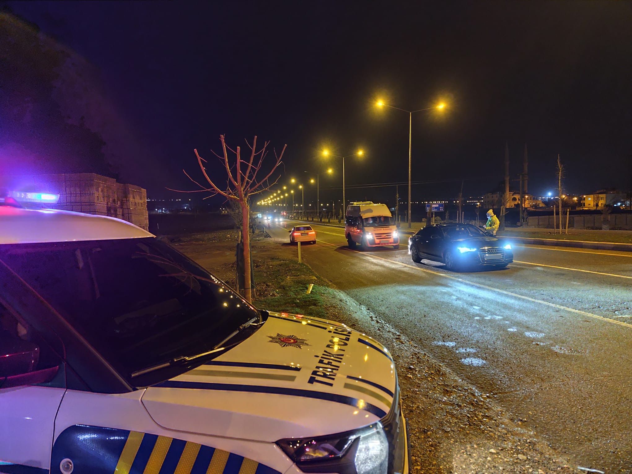 Emniyet’ten Çevre Yolu’nda gece denetimi