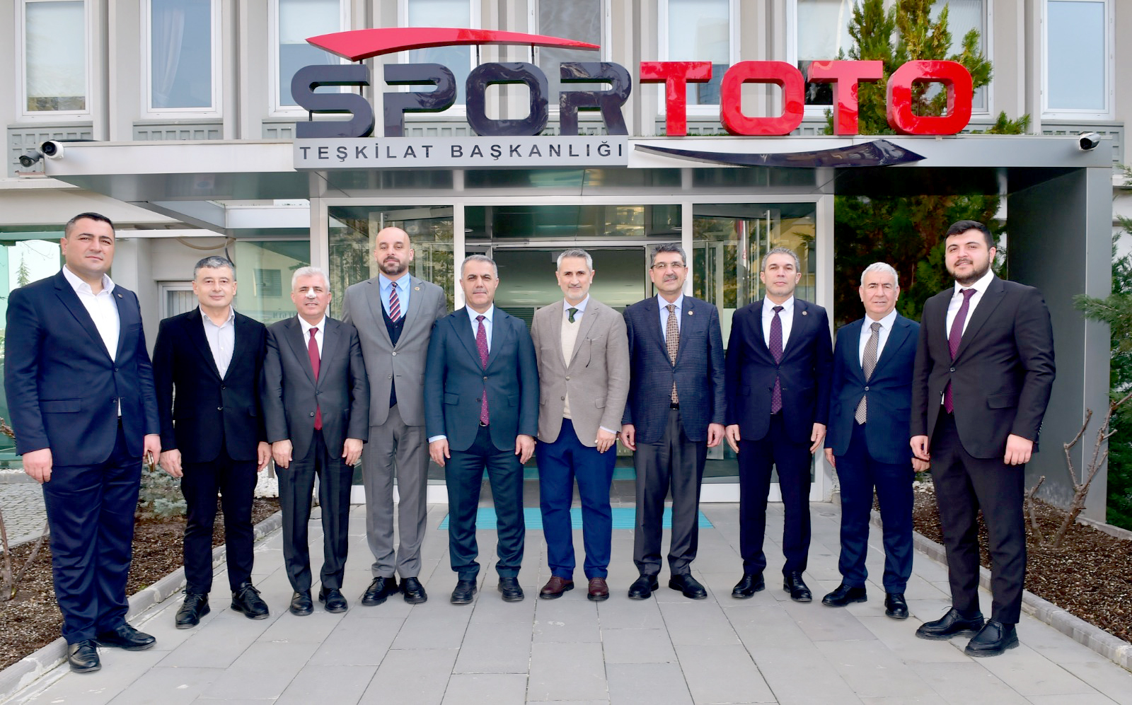 Gençlik ve Spor Yatırımlarında imzalar atıldı