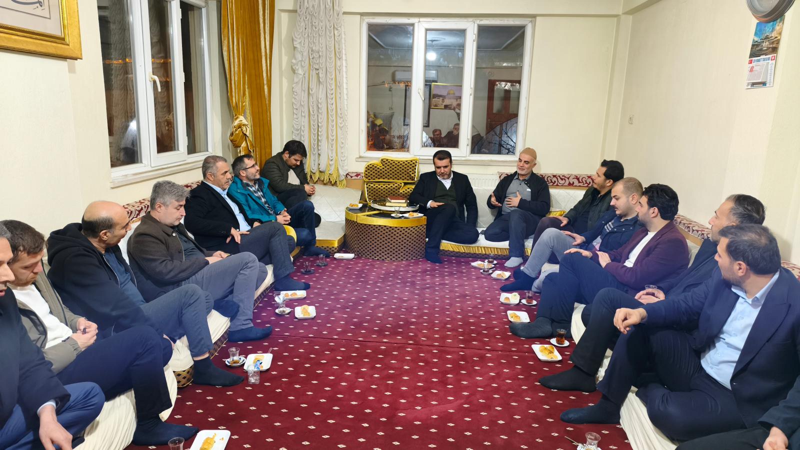 Başkan Şansi Ramazan’da Yoğun Temposunu Sürdürüyor: Bir Günde İki İftar Programı