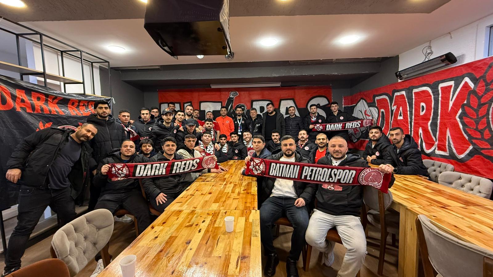 Tribün Gruplarından tarihi iftar buluşması