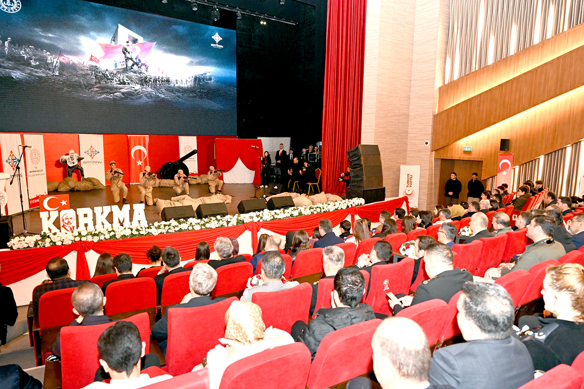 İstiklal Marşı’nın Kabulü ve Çanakkale Şehitleri anıldı